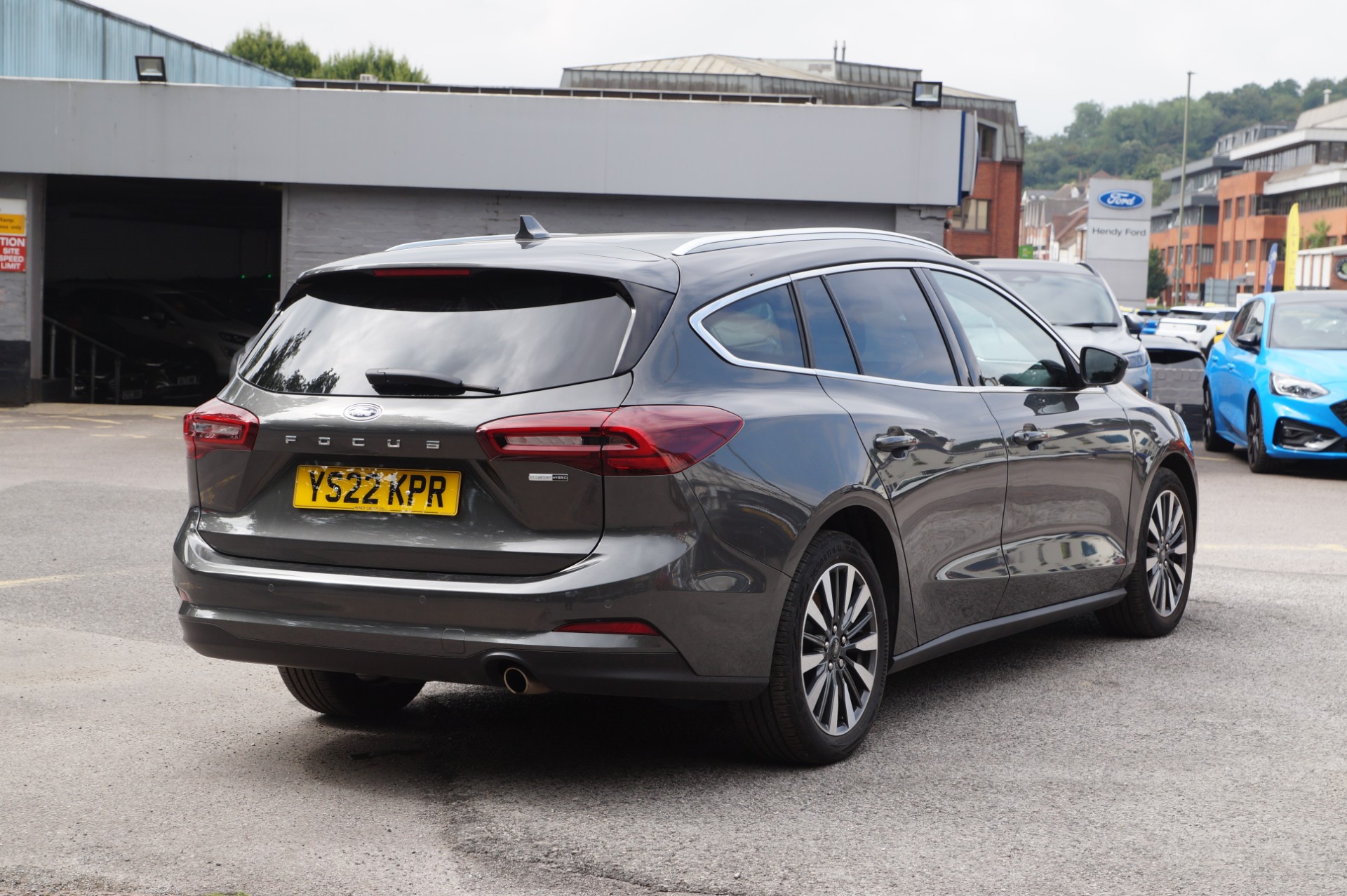 ECOBOOST HYBRID MHEV TITANIUM VIG