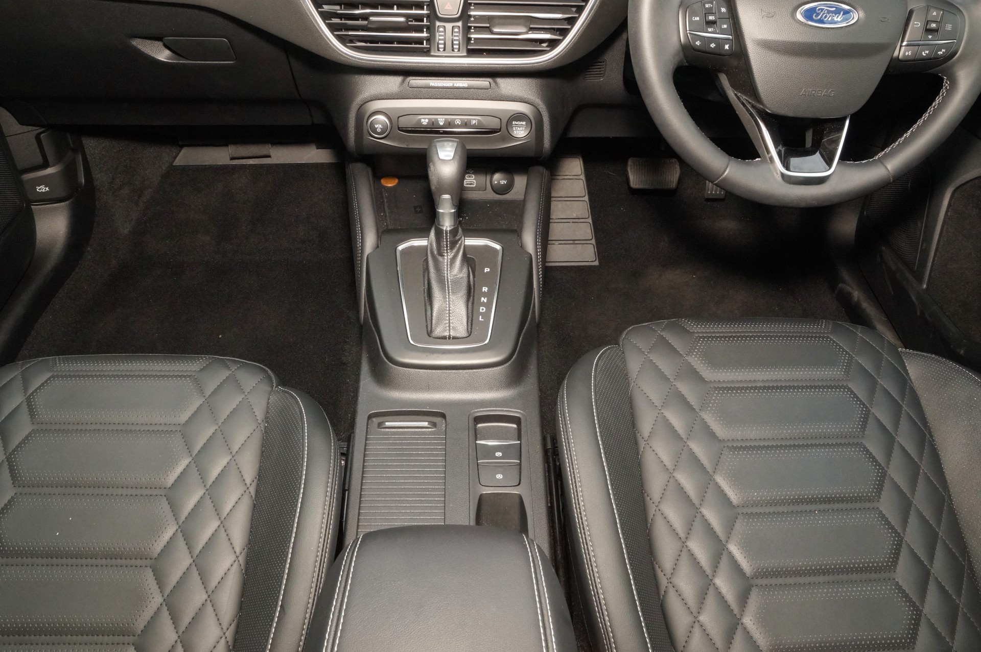 ECOBOOST HYBRID MHEV TITANIUM VIG