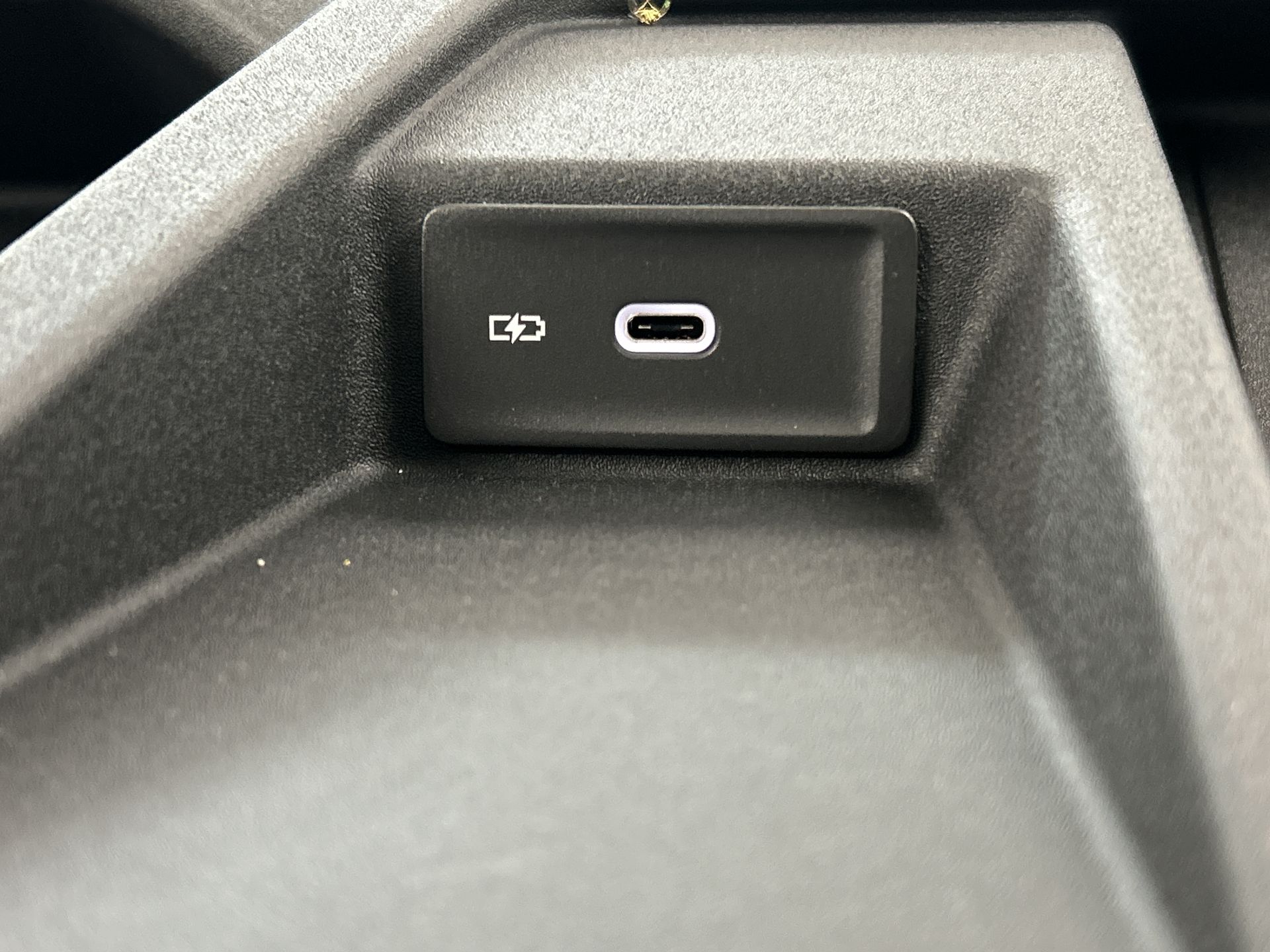 CR35 TDI 140PS HIGH ROOF VAN