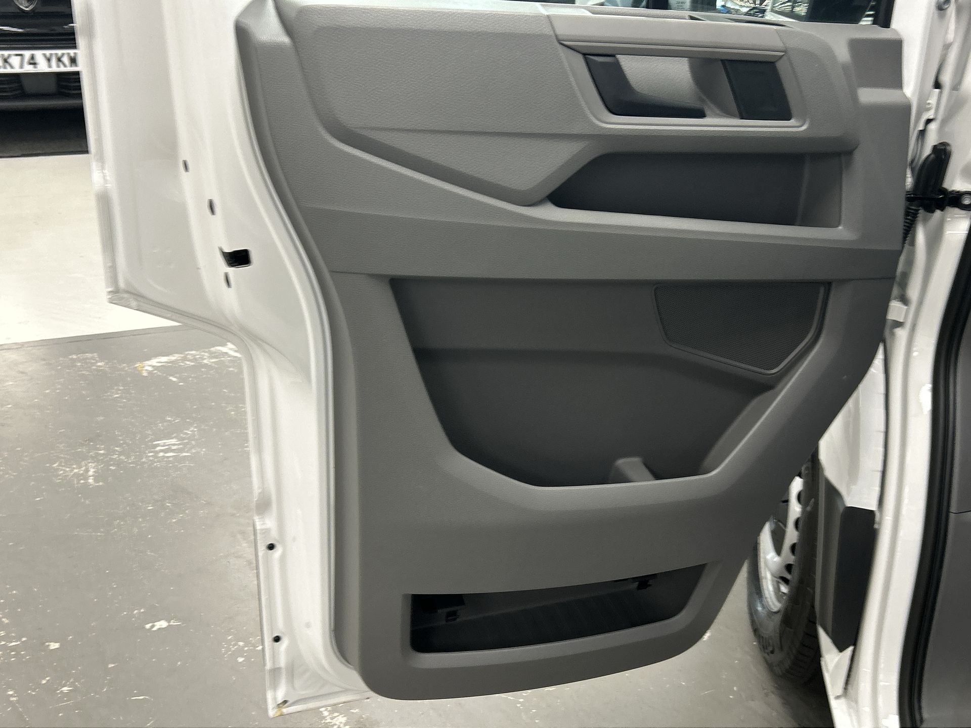 CR35 TDI 140PS HIGH ROOF VAN