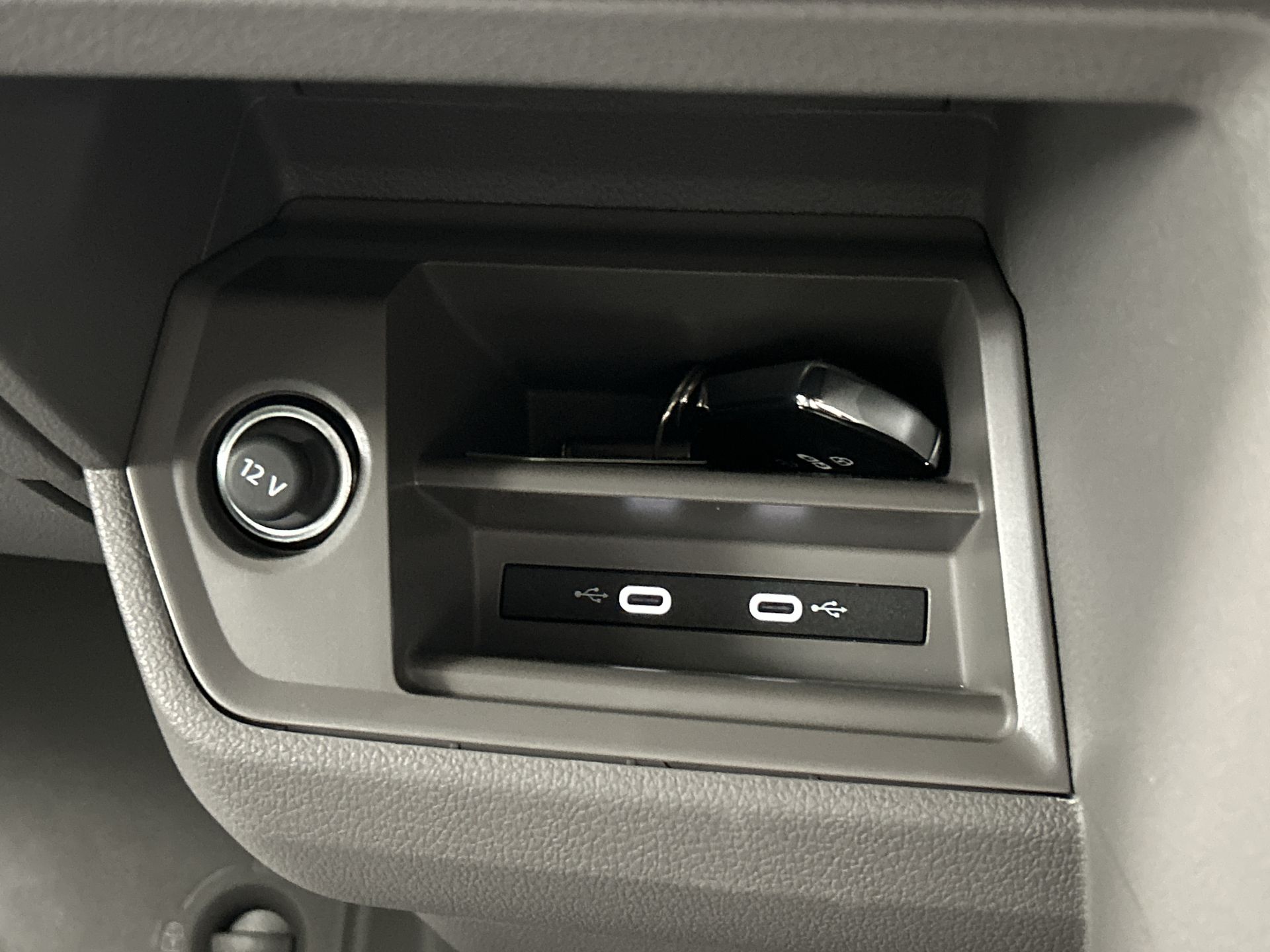 CR35 TDI 140PS HIGH ROOF VAN