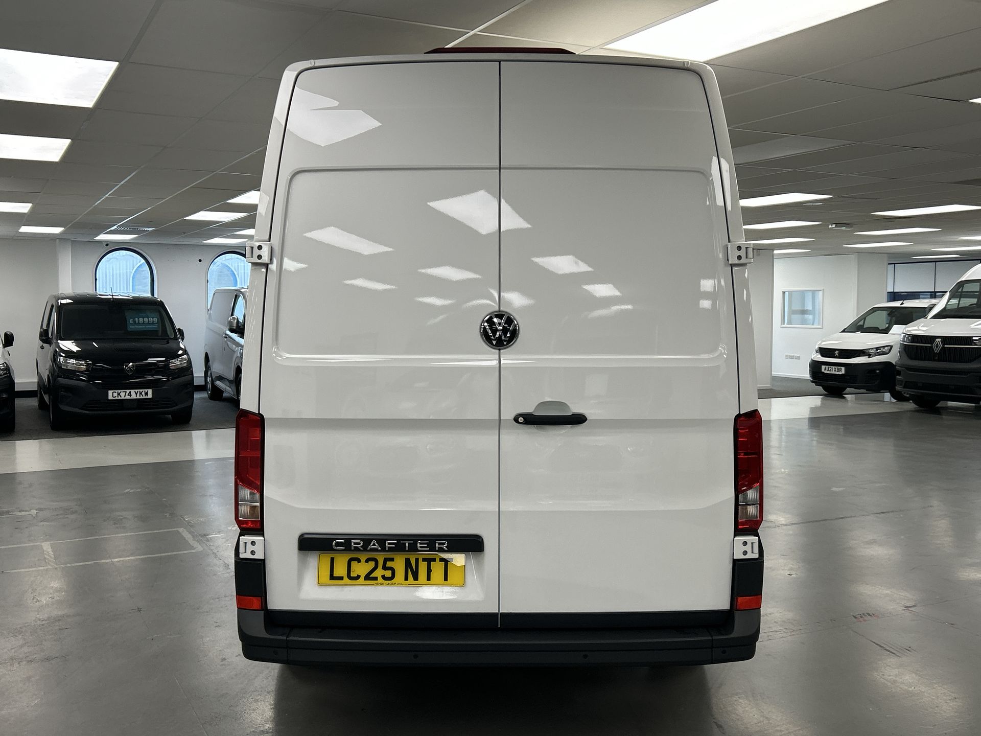 CR35 TDI 140PS HIGH ROOF VAN