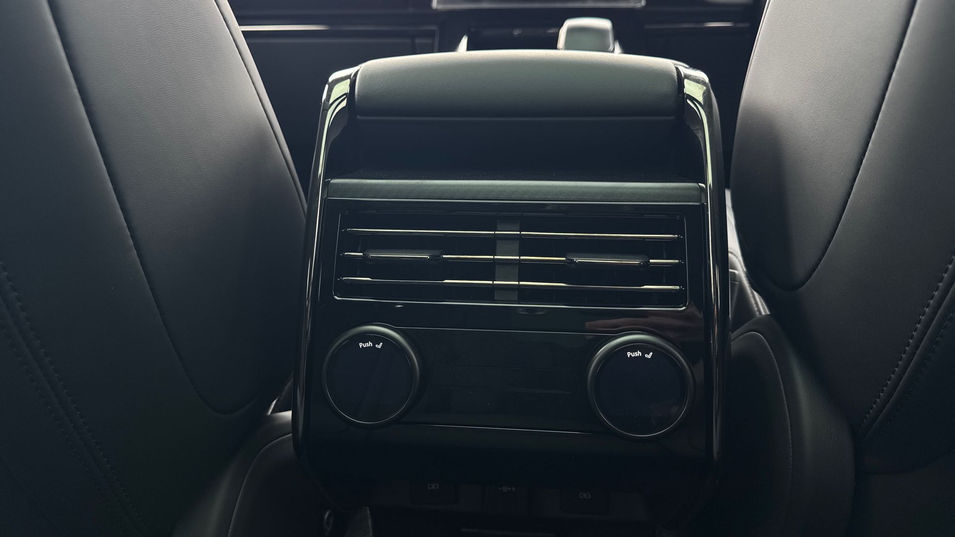 RANGE ROVER SPORT 4.4 P635 V8 SV EDITION TWO 5DR AUTO ESTATE