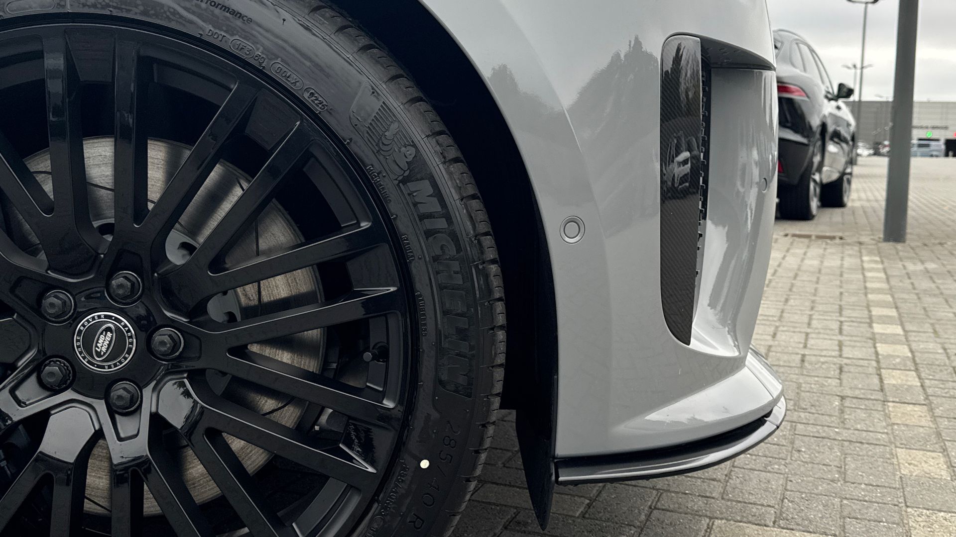 RANGE ROVER SPORT 4.4 P635 V8 SV EDITION TWO 5DR AUTO ESTATE