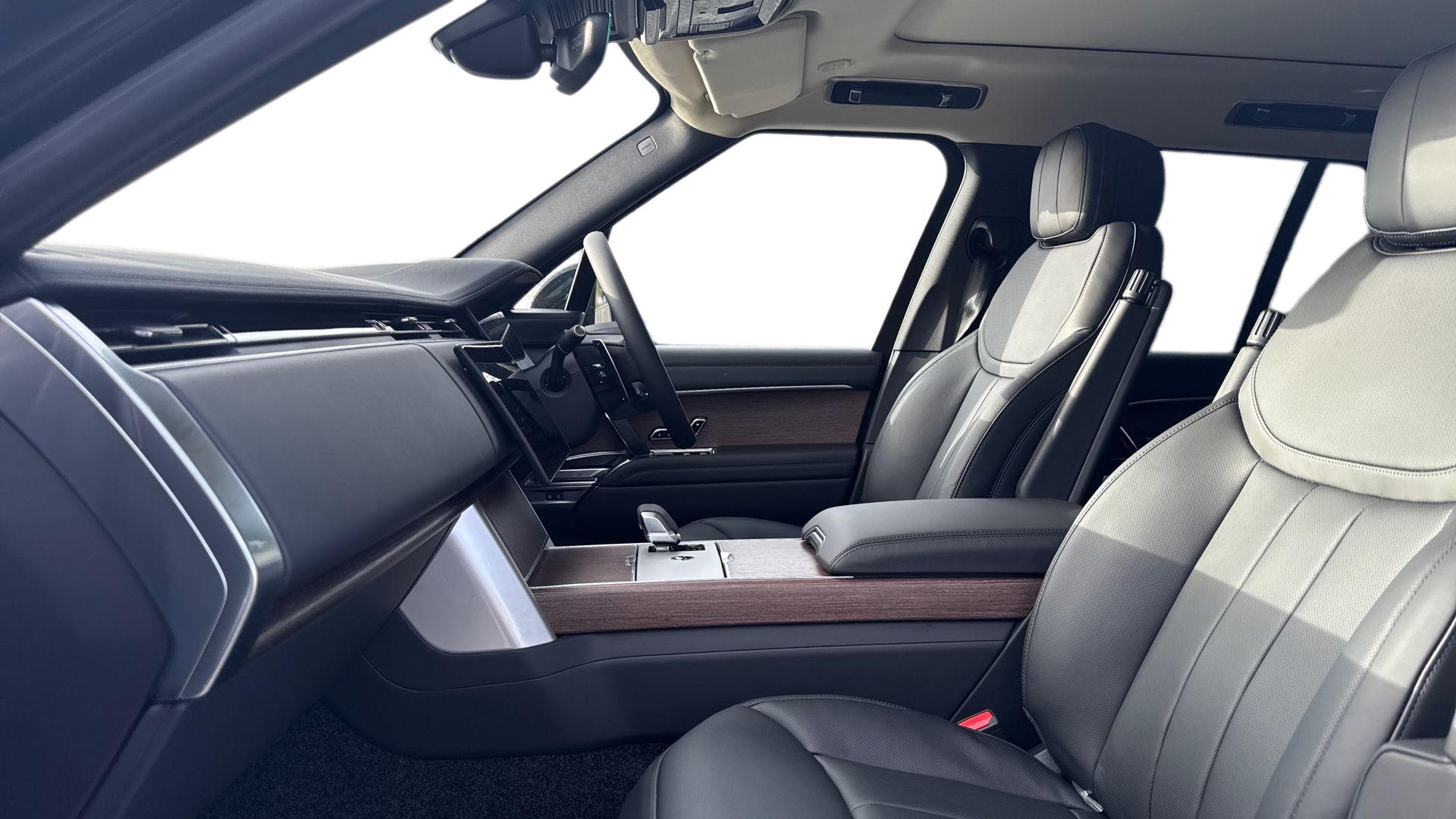 RANGE ROVER 3.0 P460E HSE 4DR AUTO ESTATE