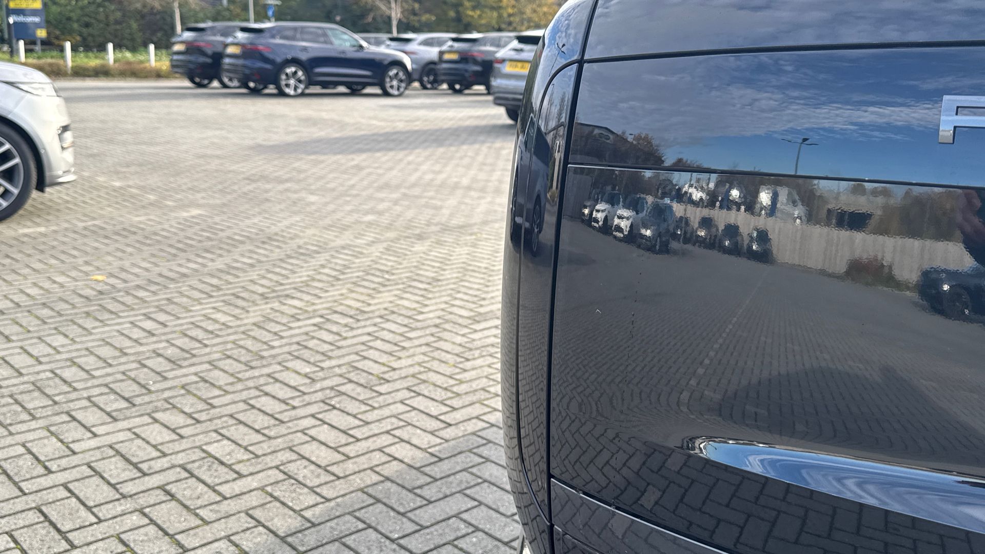 RANGE ROVER 3.0 P460E HSE 4DR AUTO ESTATE