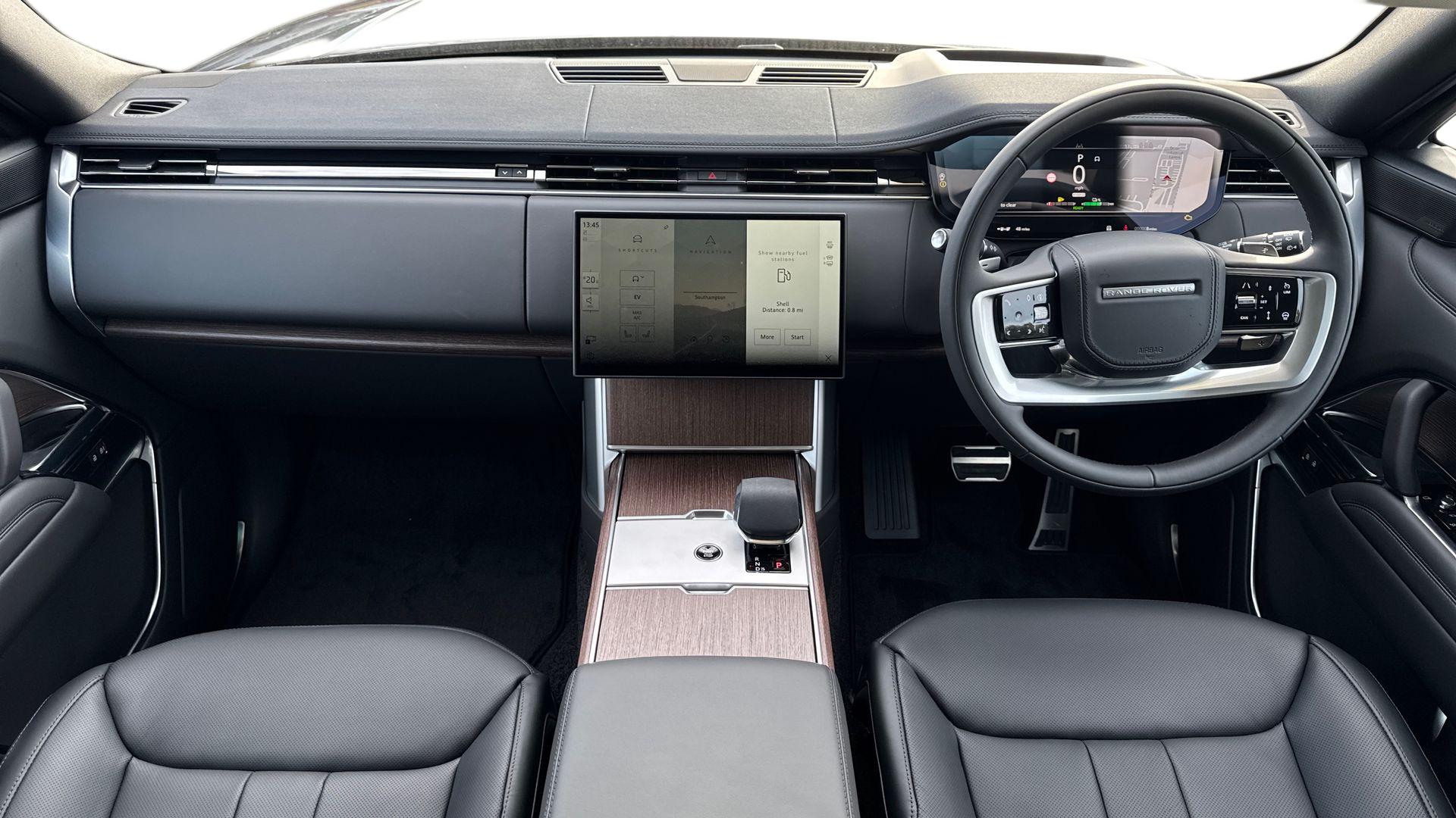 RANGE ROVER 3.0 P460E HSE 4DR AUTO ESTATE