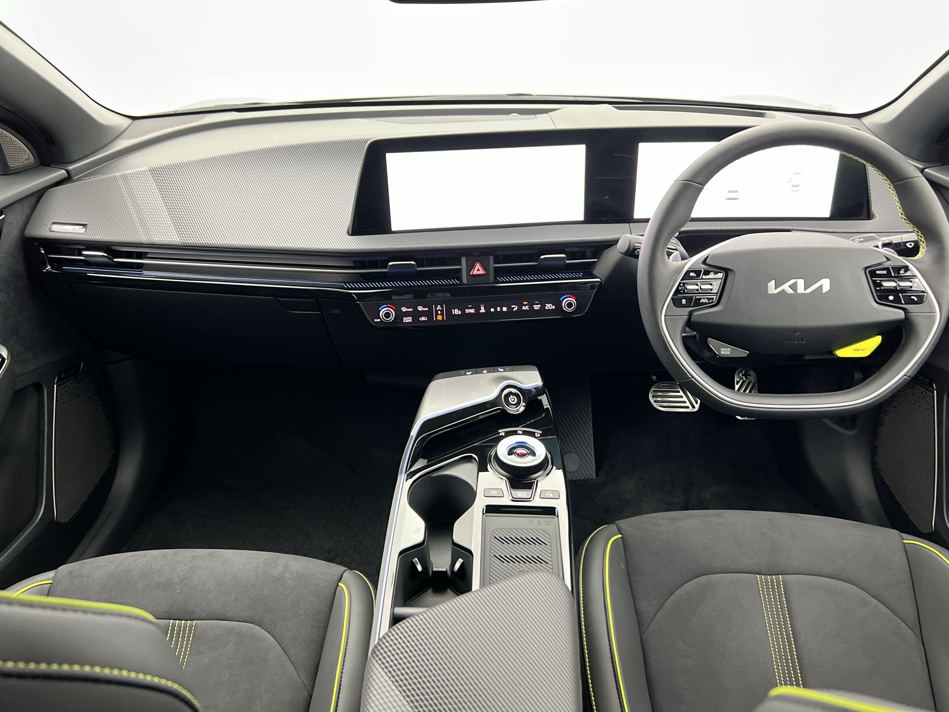 77.4KWH AWD