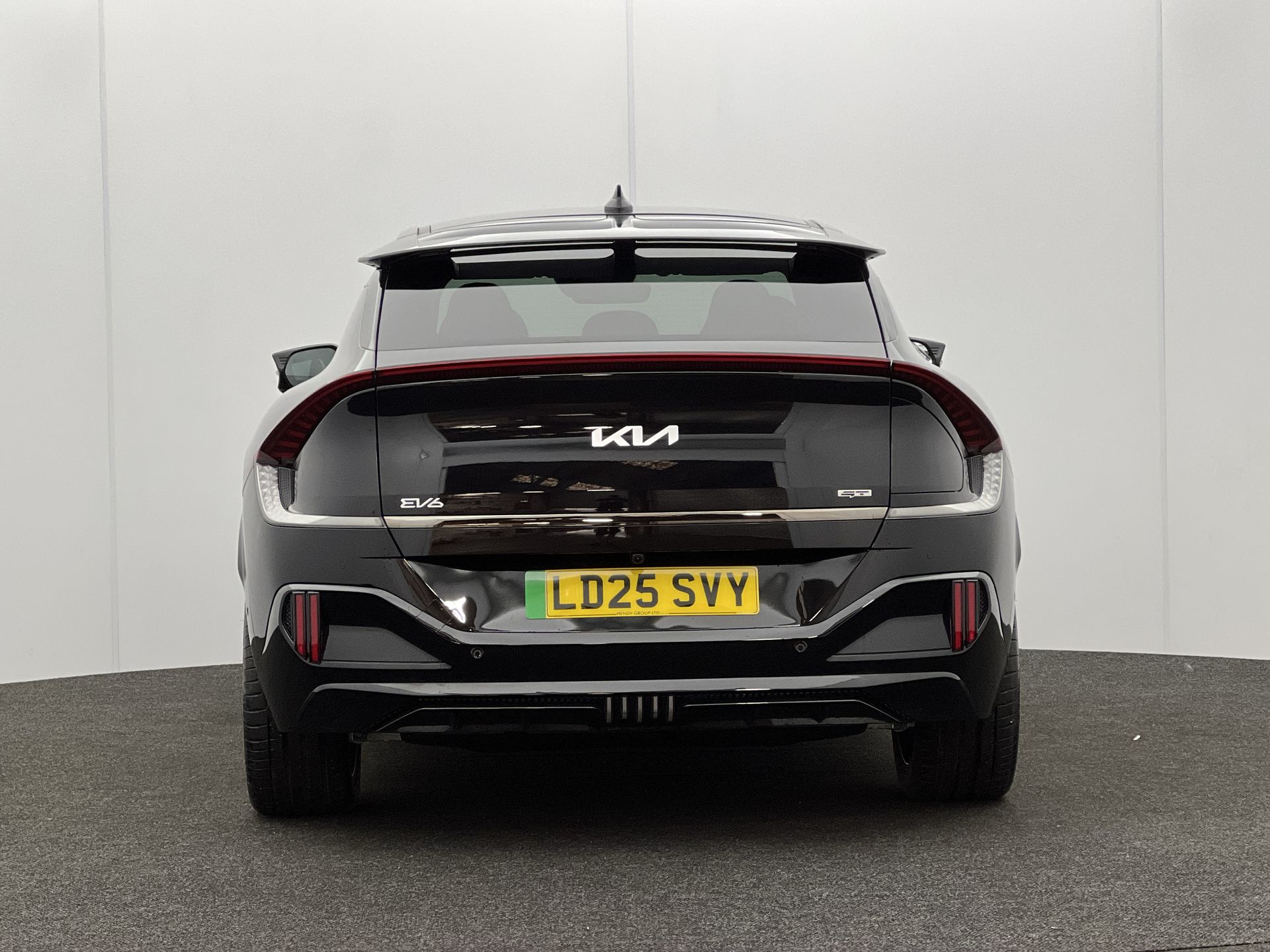 77.4KWH AWD