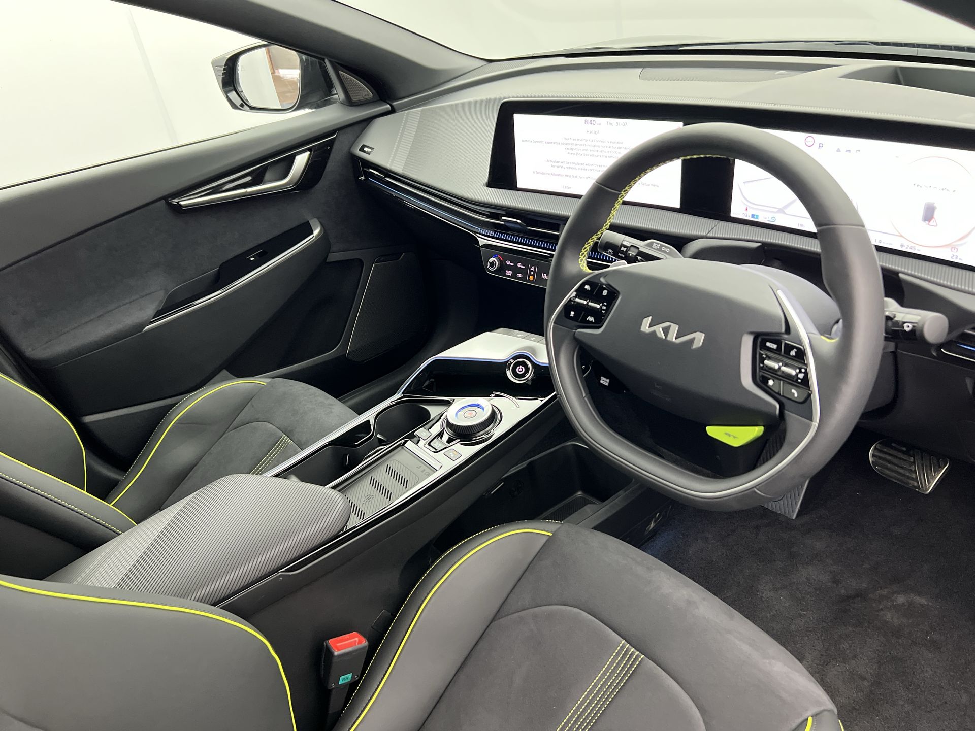 77.4KWH AWD
