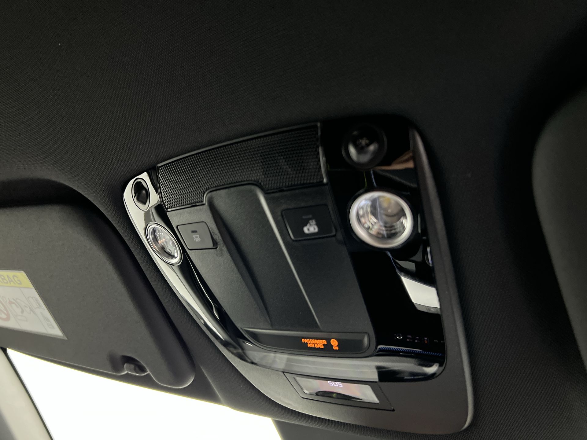 77.4KWH AWD