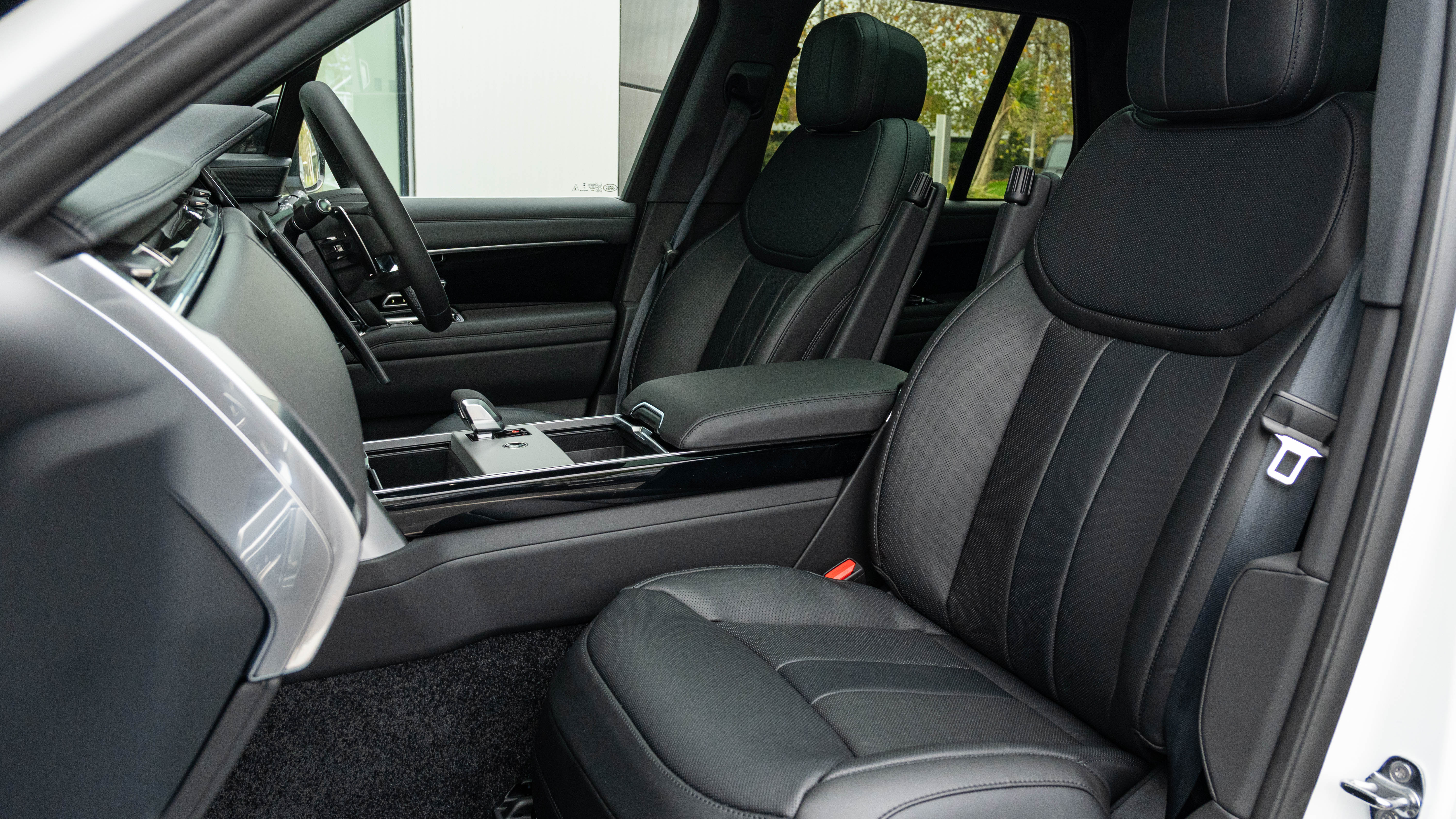 RANGE ROVER 3.0 D350 HSE 4DR AUTO ESTATE