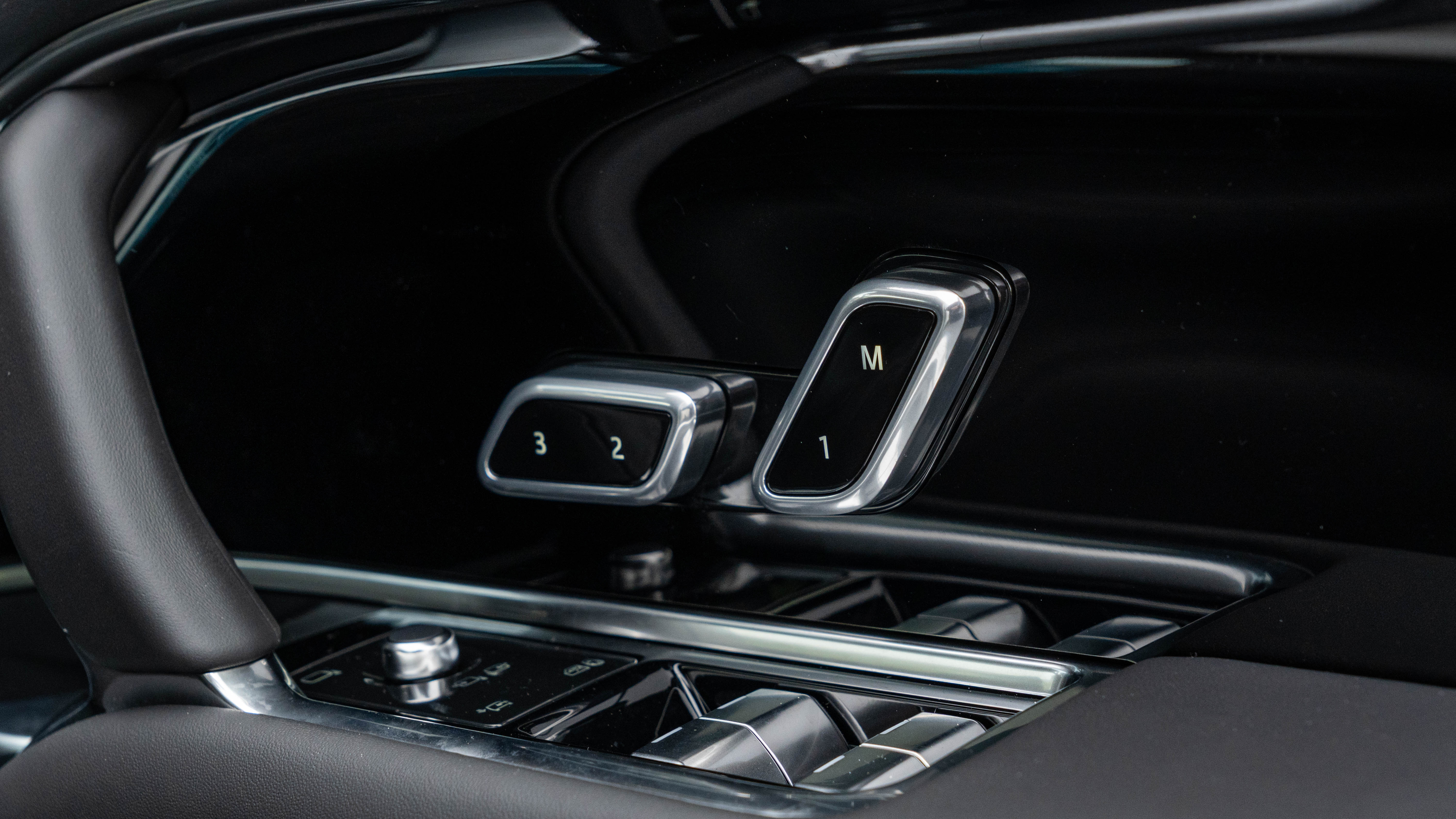 RANGE ROVER 3.0 D350 HSE 4DR AUTO ESTATE