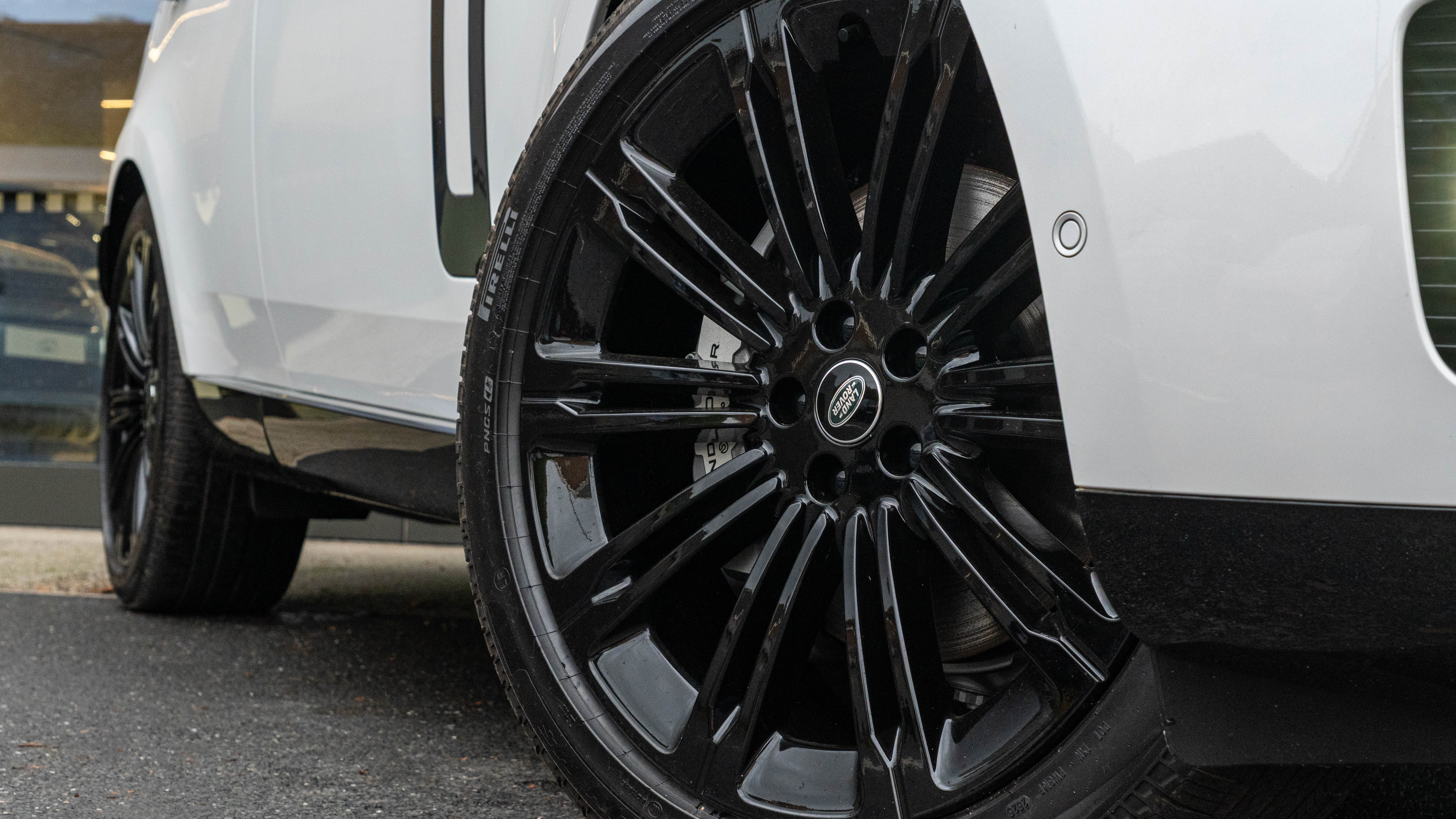 RANGE ROVER 3.0 D350 HSE 4DR AUTO ESTATE