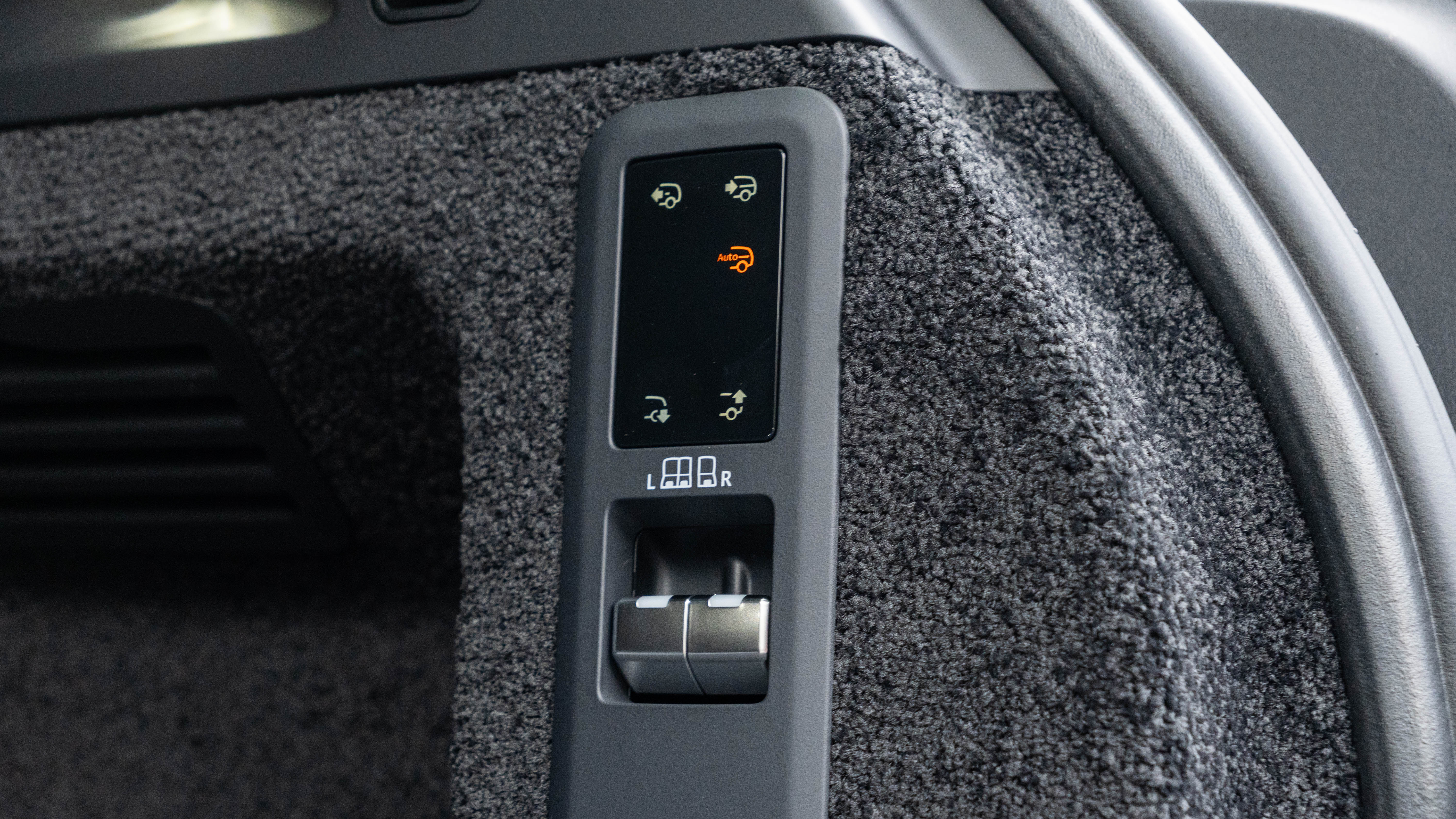 RANGE ROVER 3.0 D350 HSE 4DR AUTO ESTATE