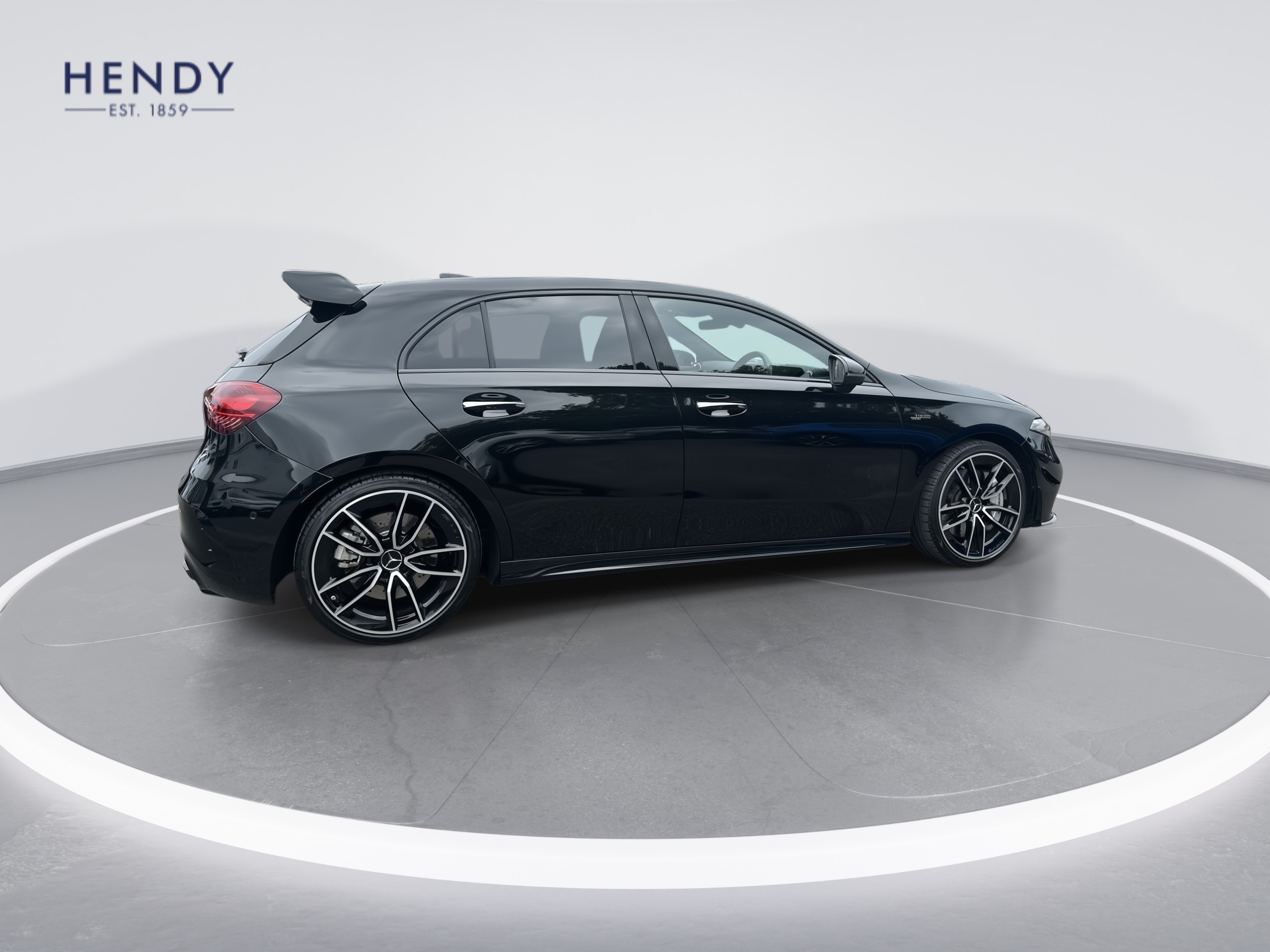 A35 4MATIC TOURING EDITION