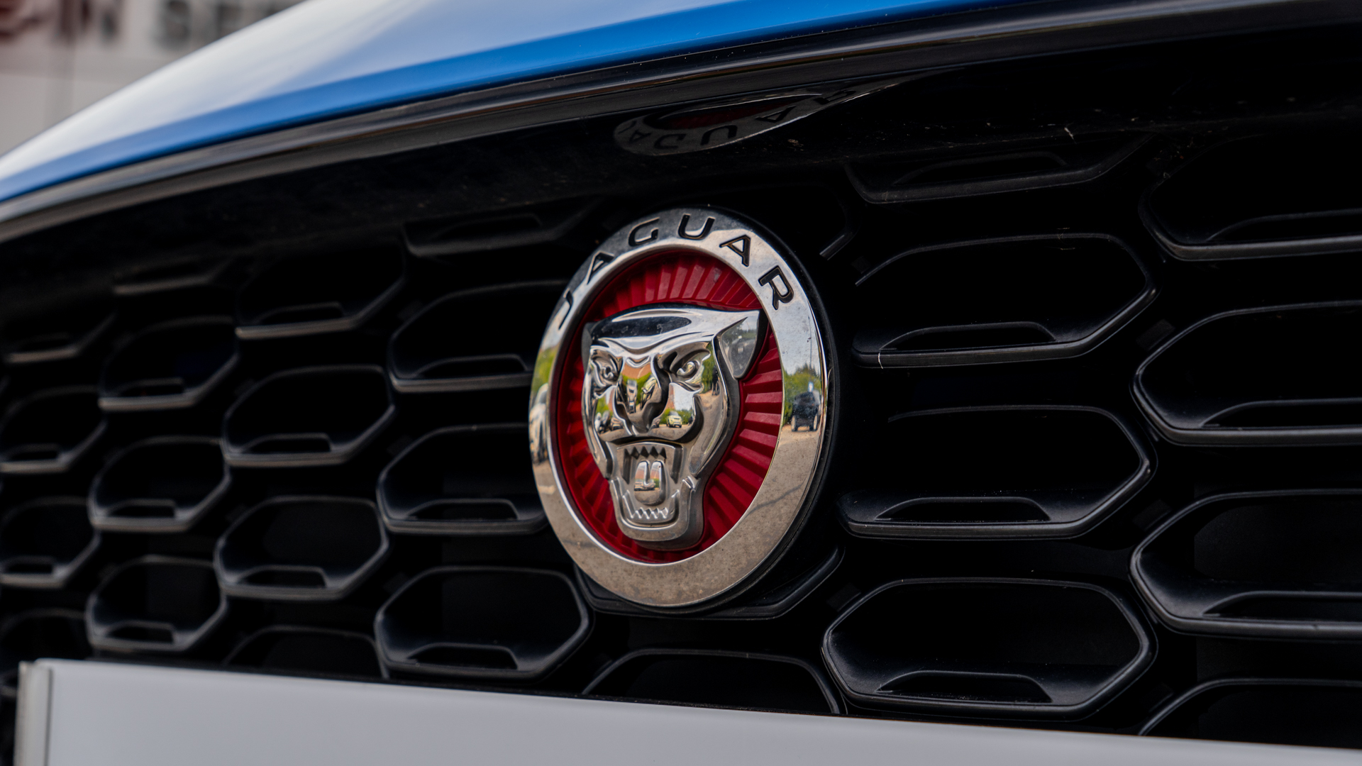 P450 SUPERCHARGED V8