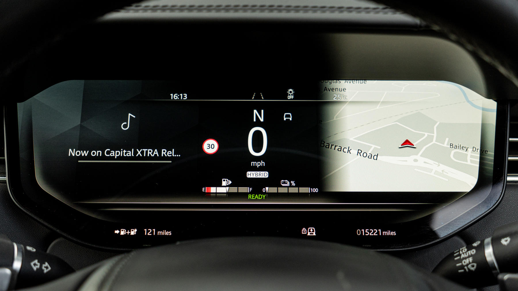 Land Rover RANGE ROVER, SUV, Eiger Grey .