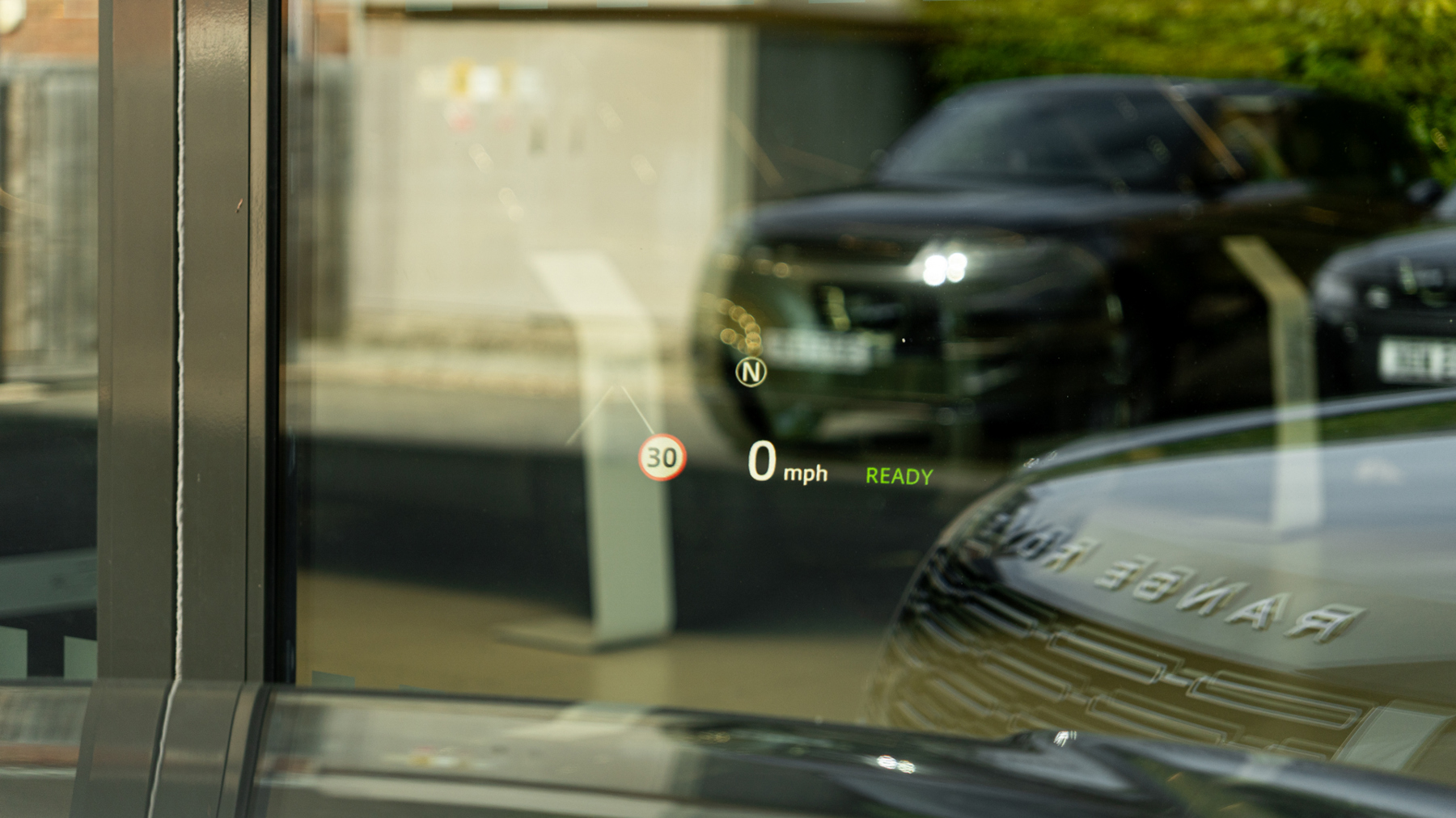 Land Rover RANGE ROVER, SUV, Eiger Grey .