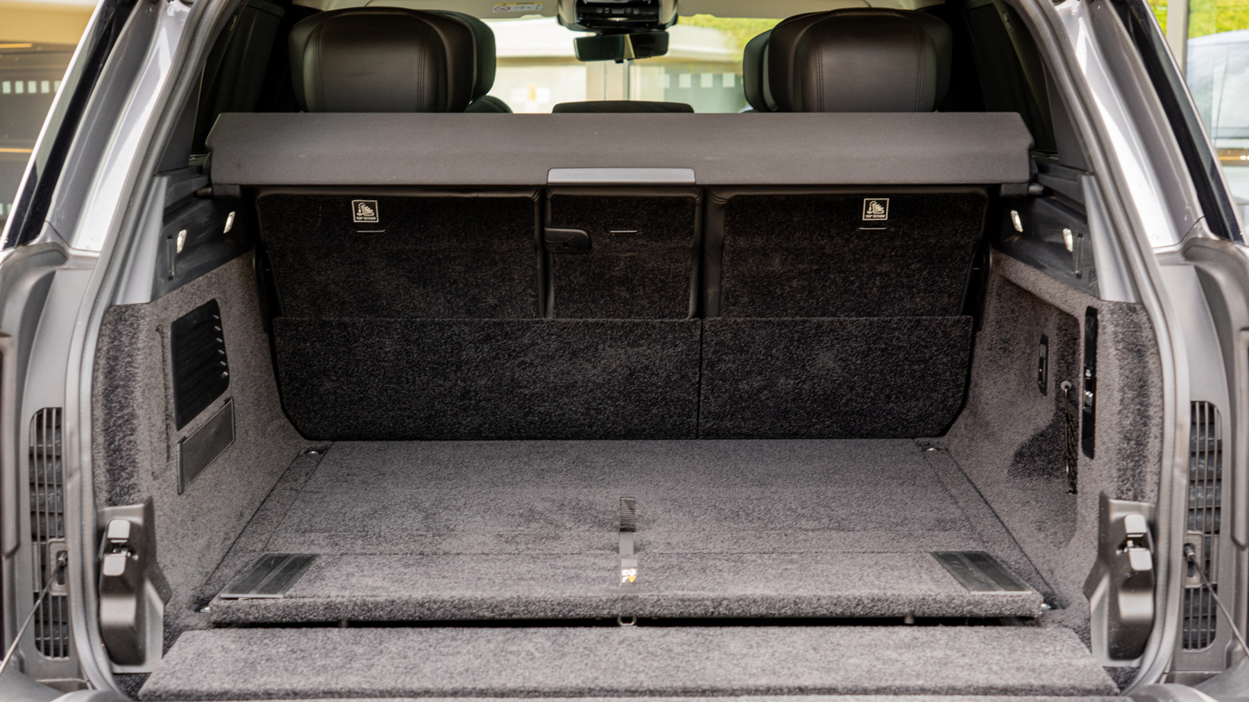 Land Rover RANGE ROVER, SUV, Eiger Grey .