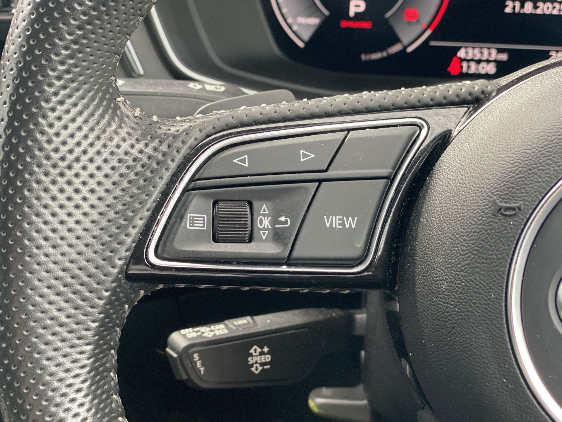 40 TFSI S TRONIC