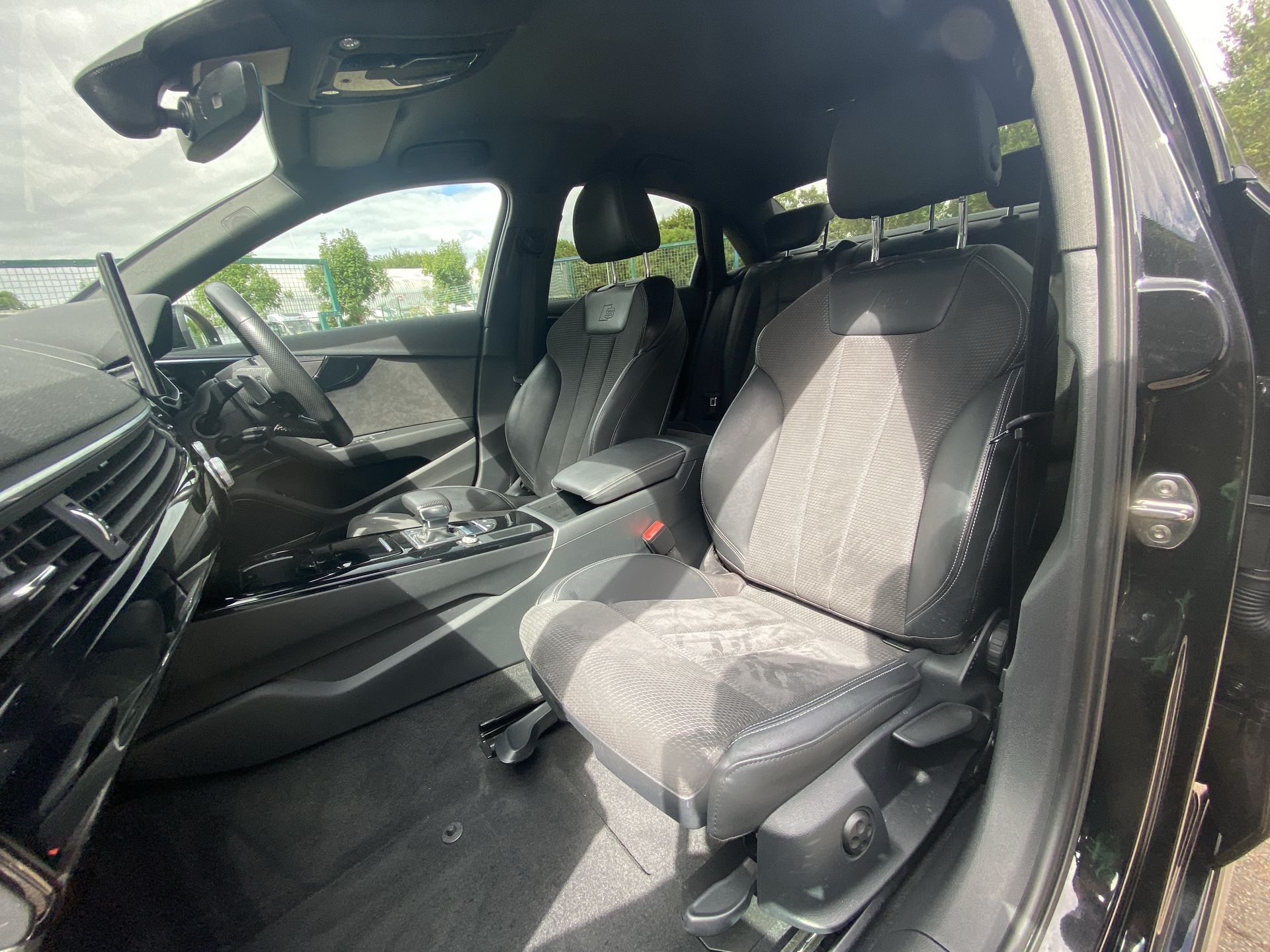 40 TFSI S TRONIC