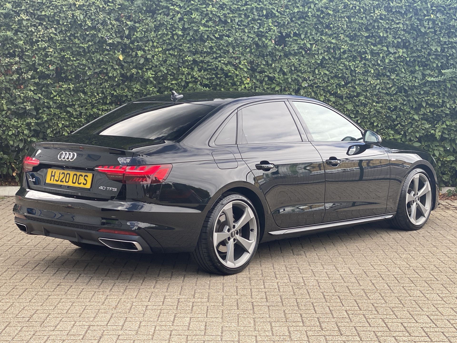 40 TFSI S TRONIC