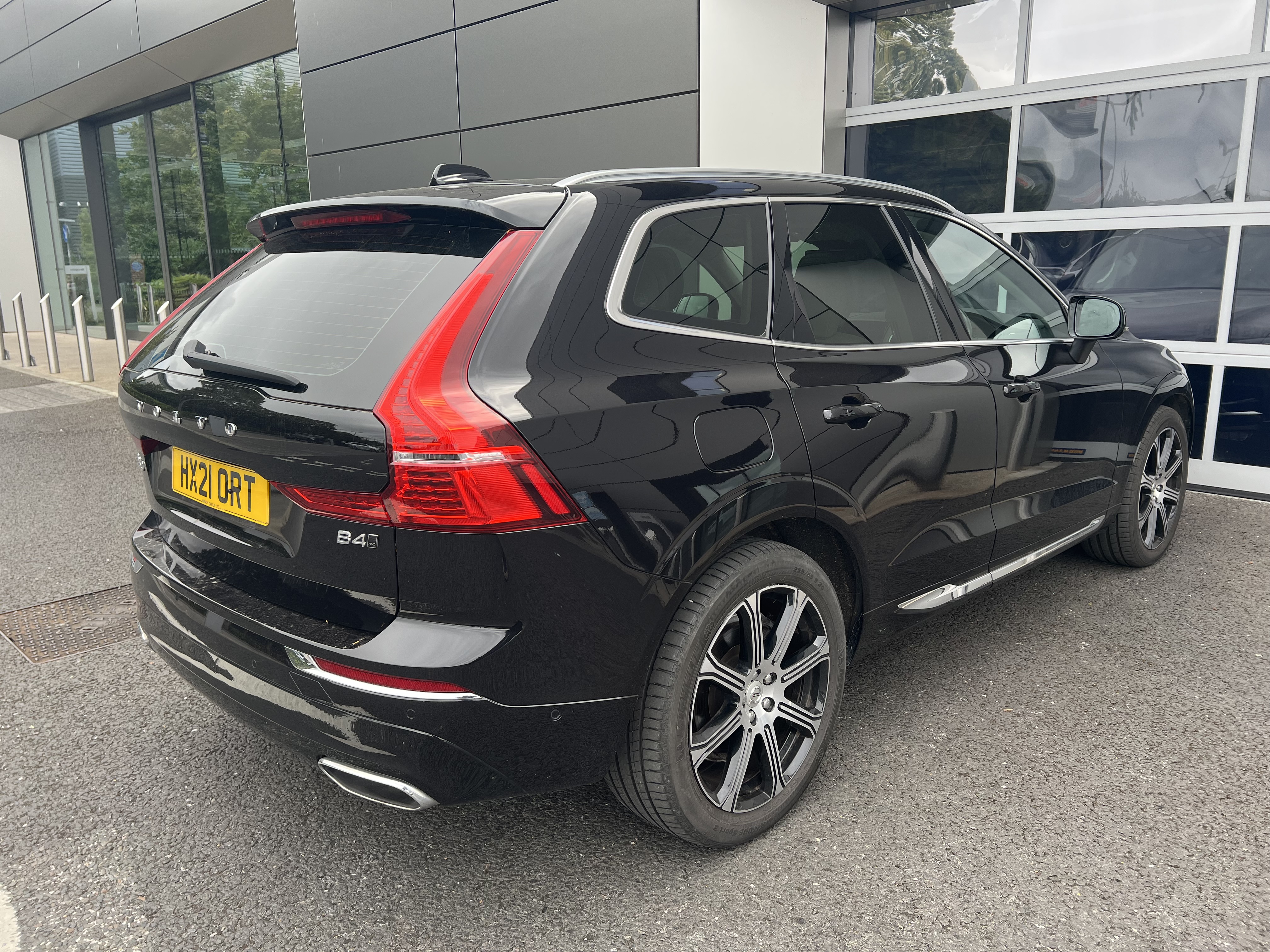 B4D AWD GEARTRONIC