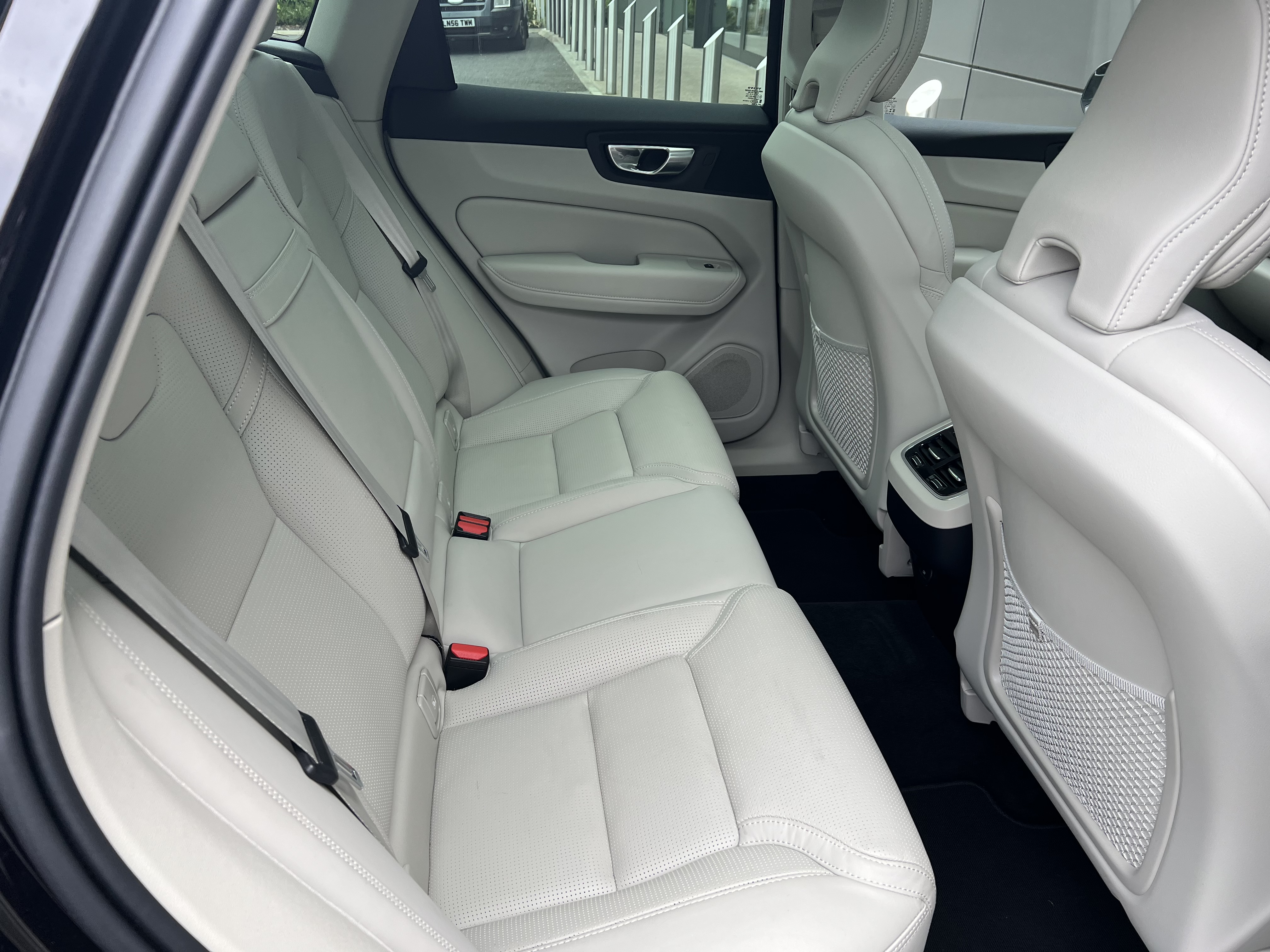 B4D AWD GEARTRONIC