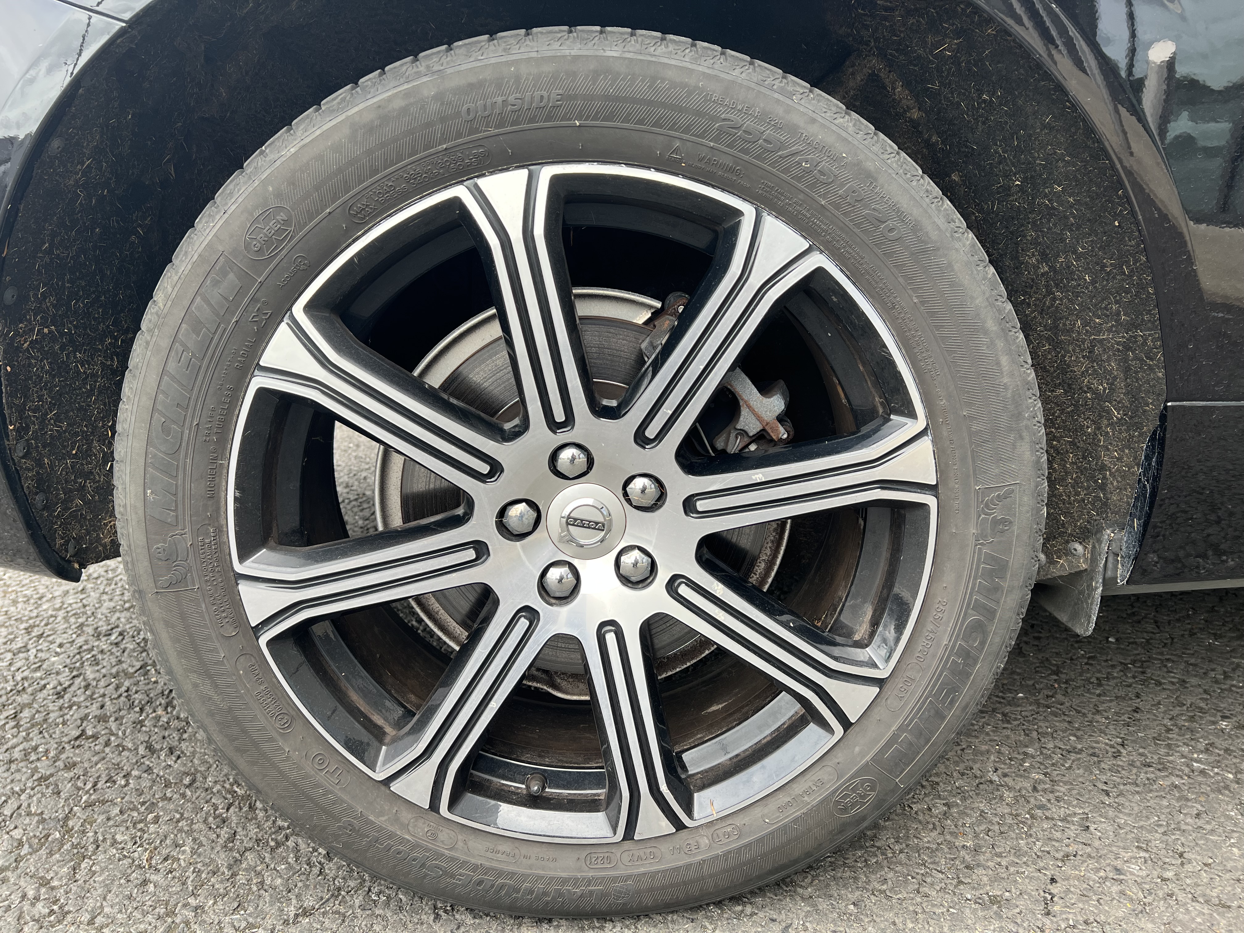 B4D AWD GEARTRONIC