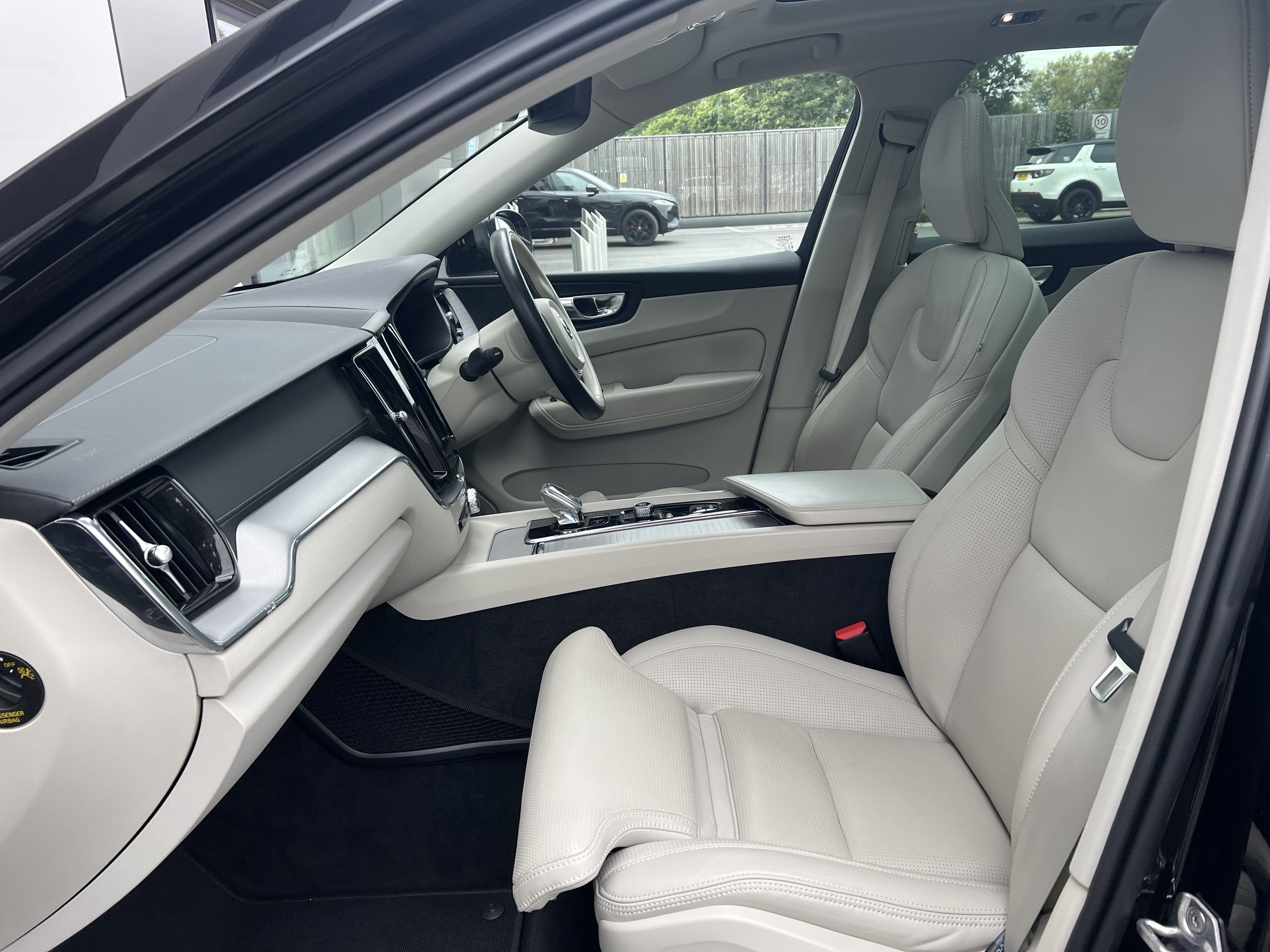 B4D AWD GEARTRONIC