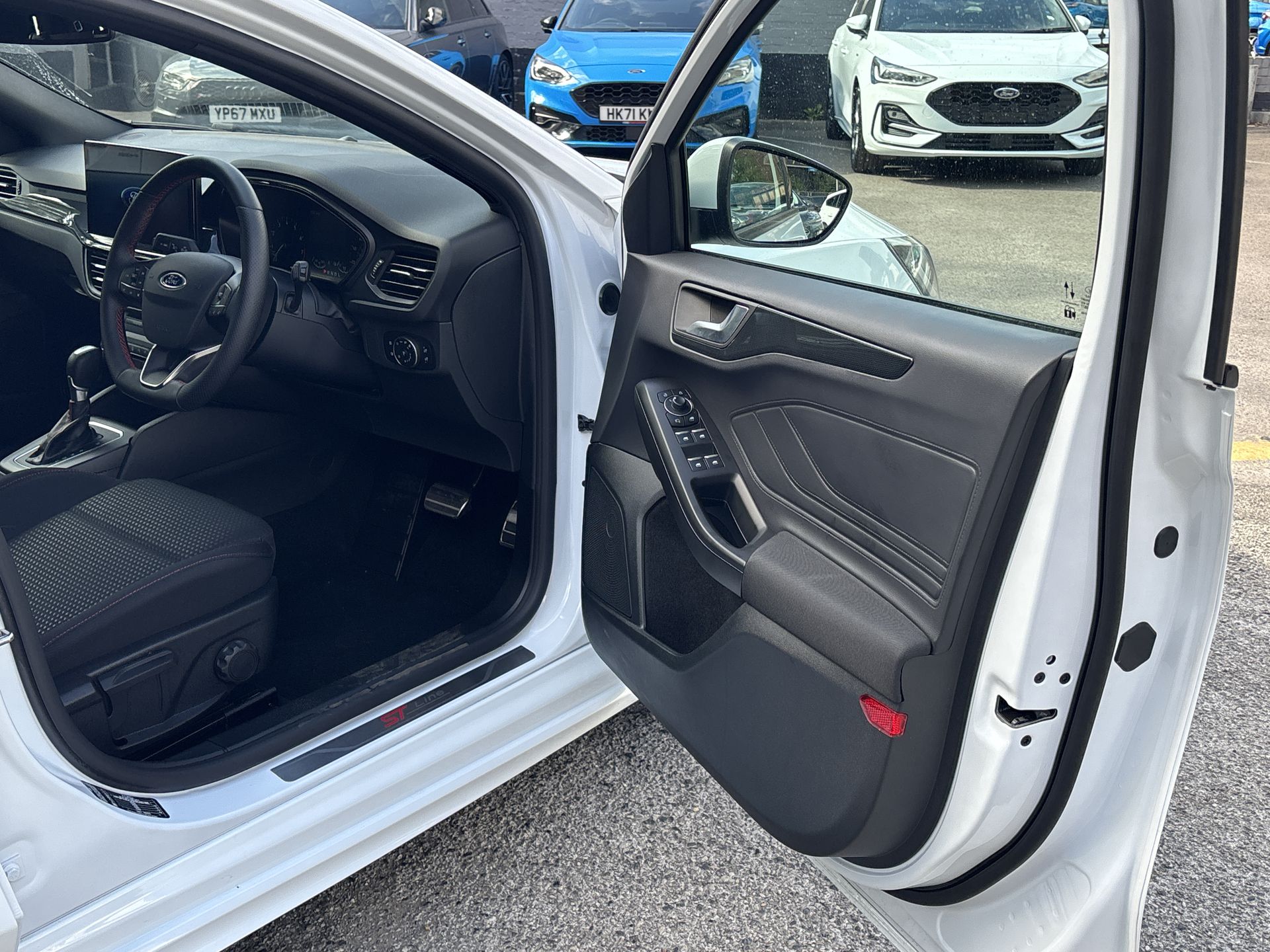 ECOBOOST HYBRID MHEV 155