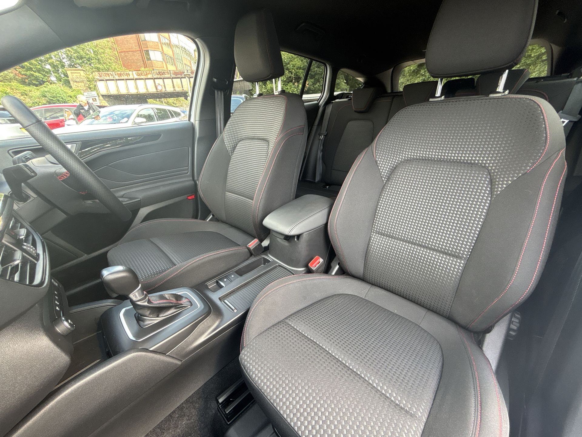 ECOBOOST HYBRID MHEV 155