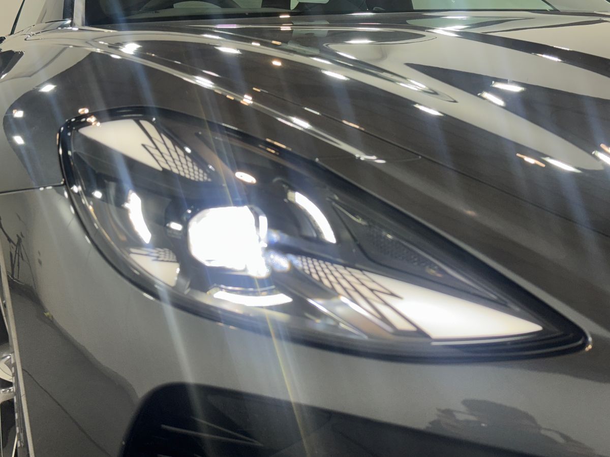 DUAL MOTOR 77 KWH AWD