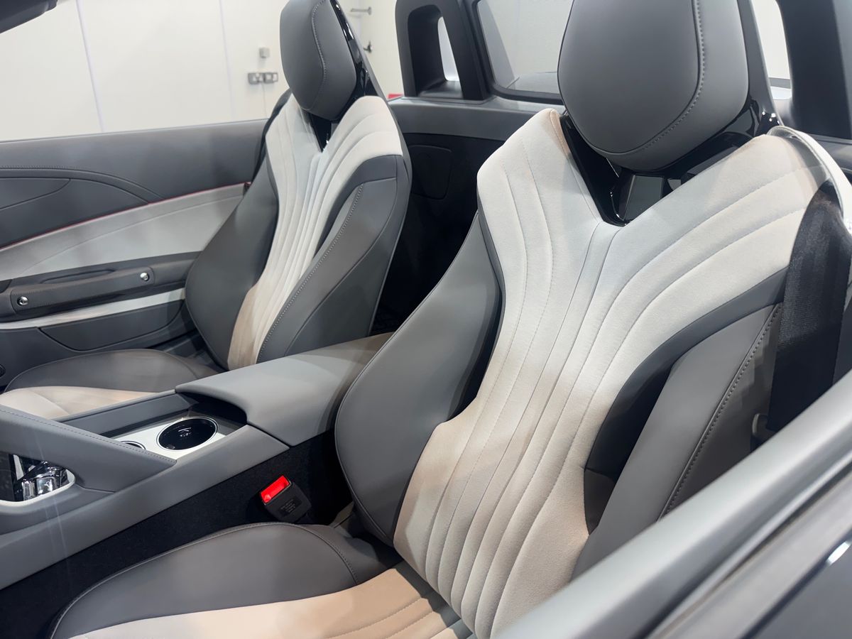 DUAL MOTOR 77 KWH AWD