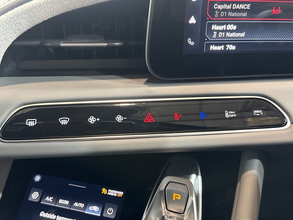 DUAL MOTOR 77 KWH AWD