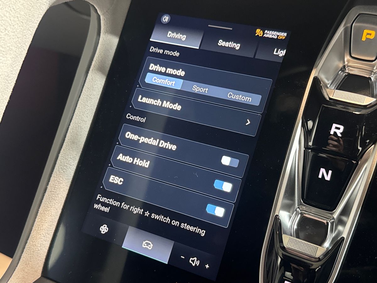 DUAL MOTOR 77 KWH AWD