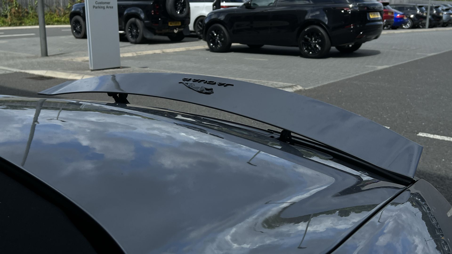 P300