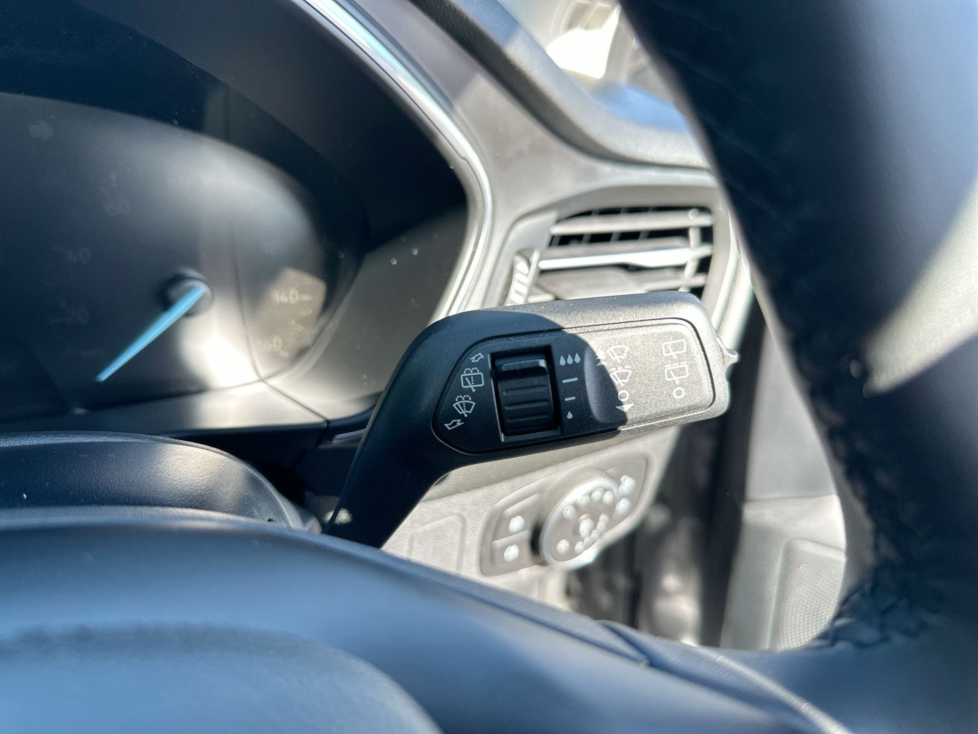 ECOBOOST HYBRID MHEV 155