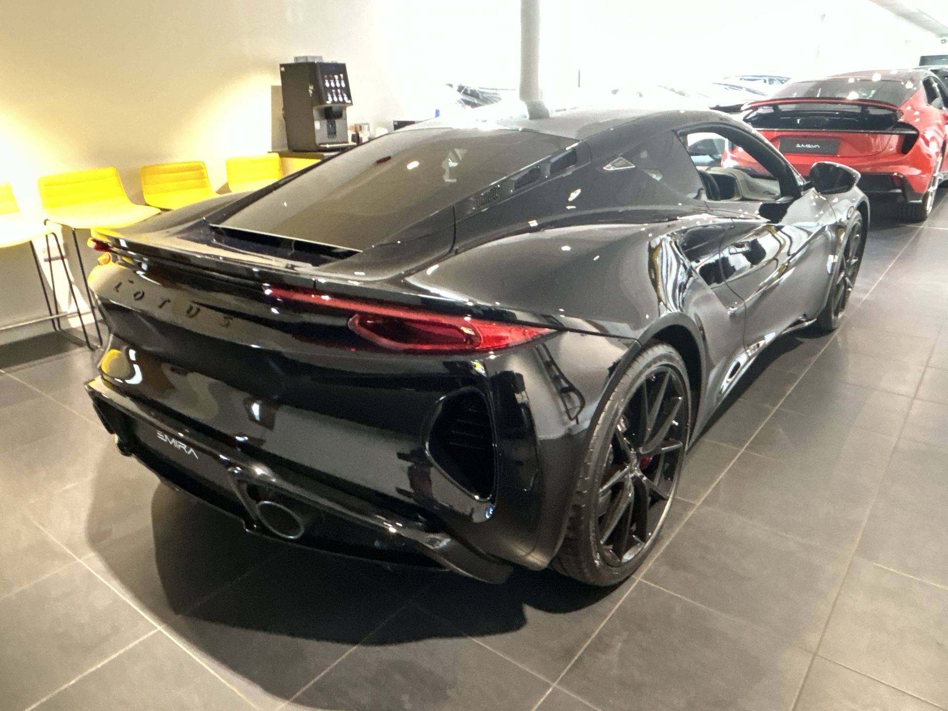 EMIRA 2.0 TURBO SE 2DR DCT COUPE