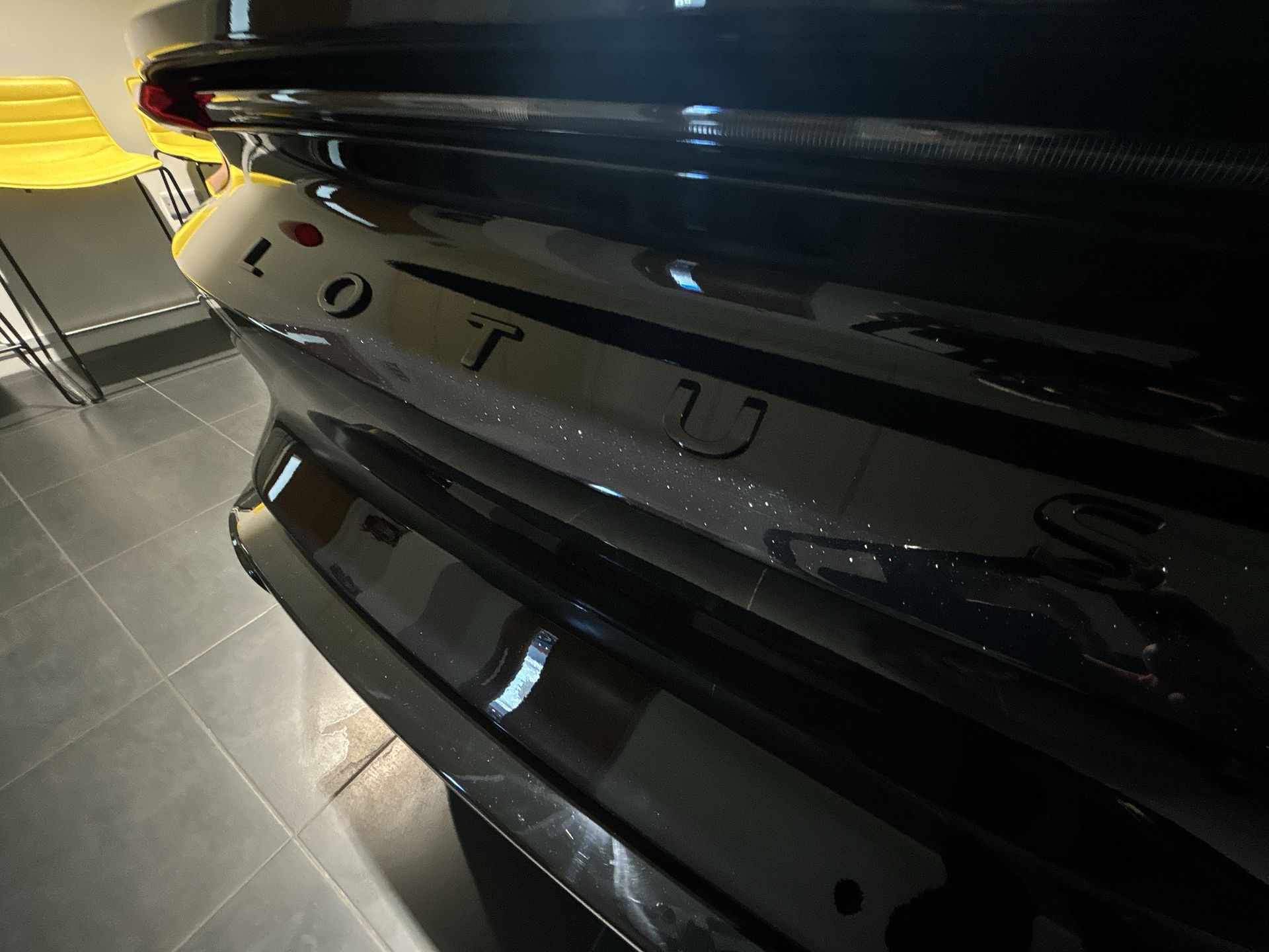 EMIRA 2.0 TURBO SE 2DR DCT COUPE