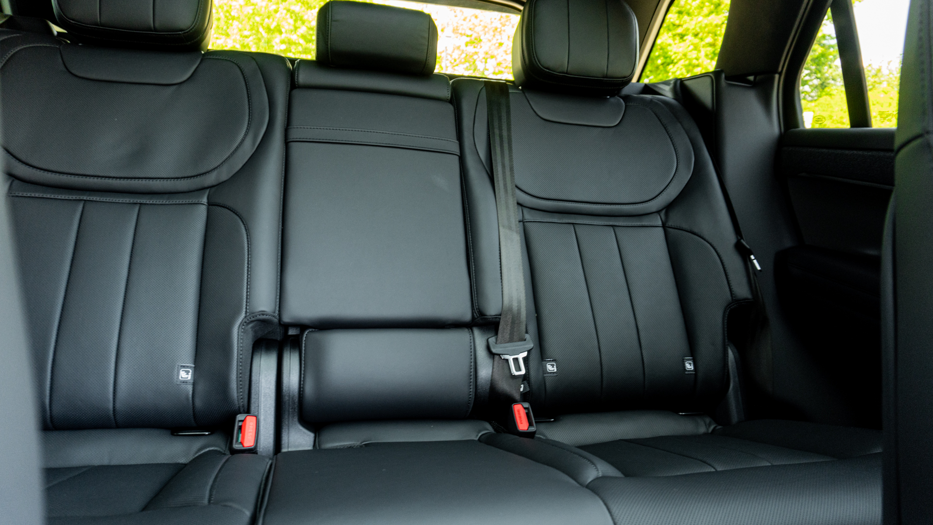 RANGE ROVER SPORT 3.0 D300 DYNAMIC SE 5DR AUTO ESTATE