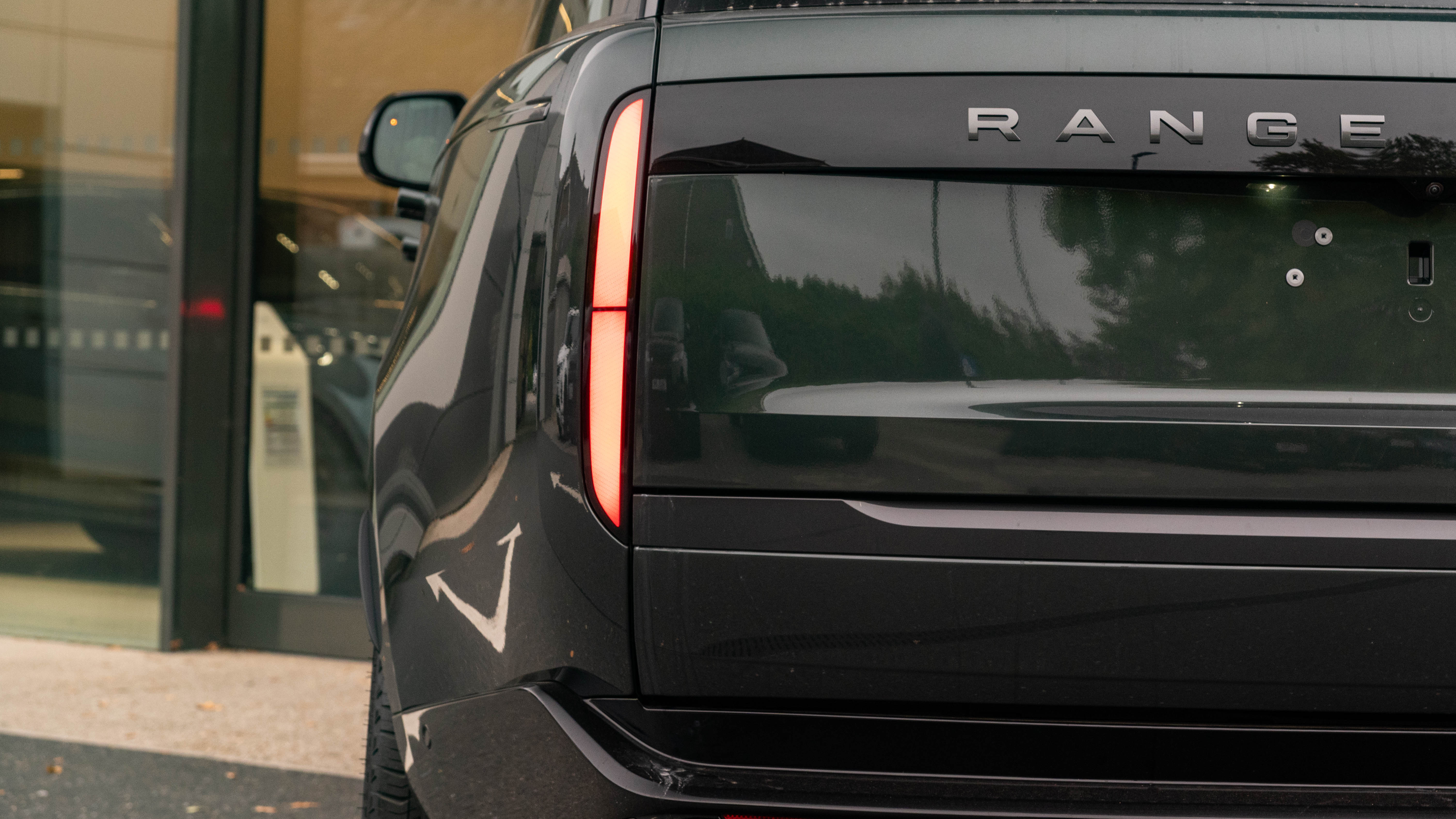 RANGE ROVER 3.0 D350 SE 4DR AUTO ESTATE