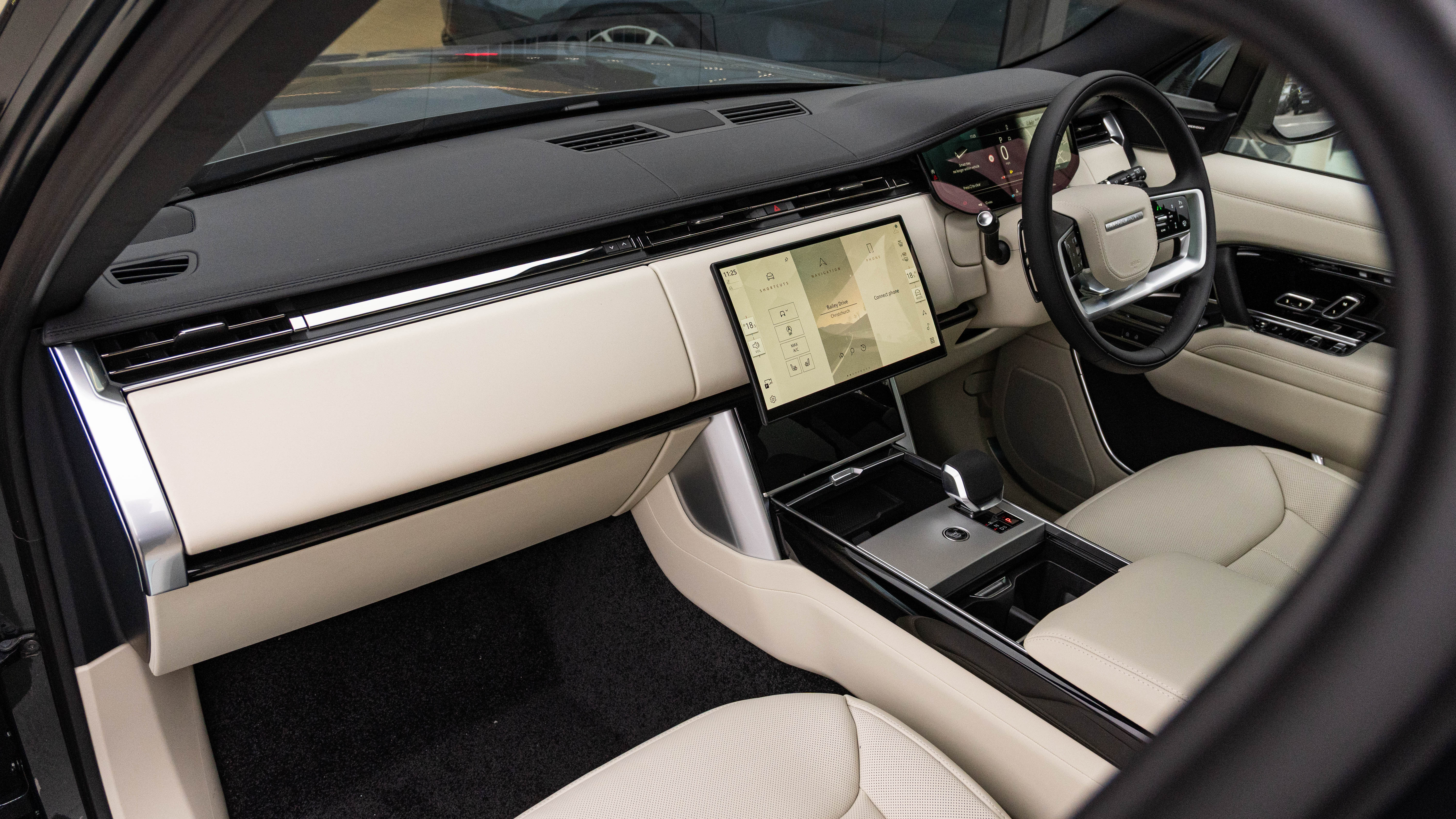 RANGE ROVER 3.0 D350 SE 4DR AUTO ESTATE