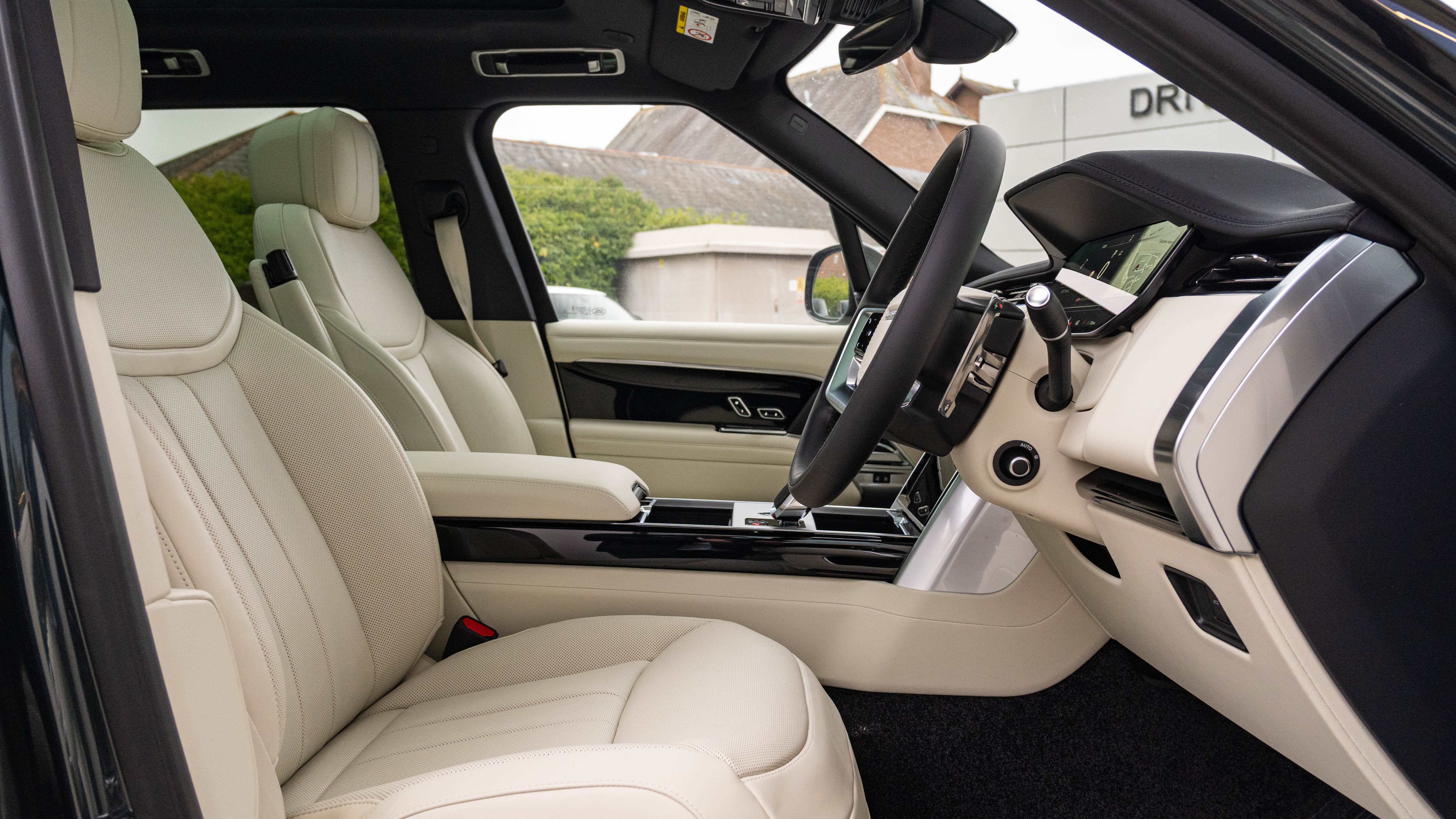 RANGE ROVER 3.0 D350 SE 4DR AUTO ESTATE