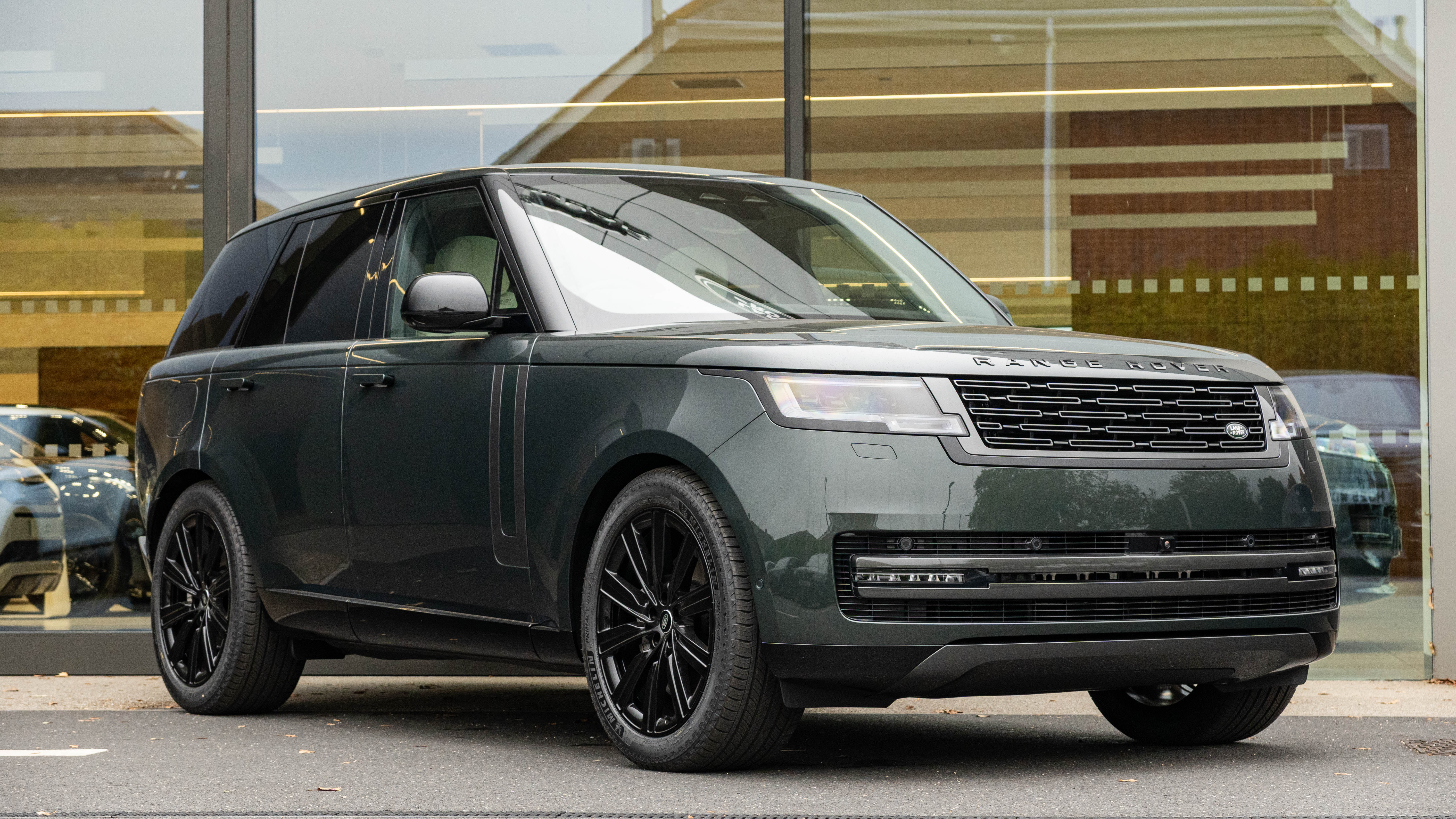 RANGE ROVER 3.0 D350 SE 4DR AUTO ESTATE