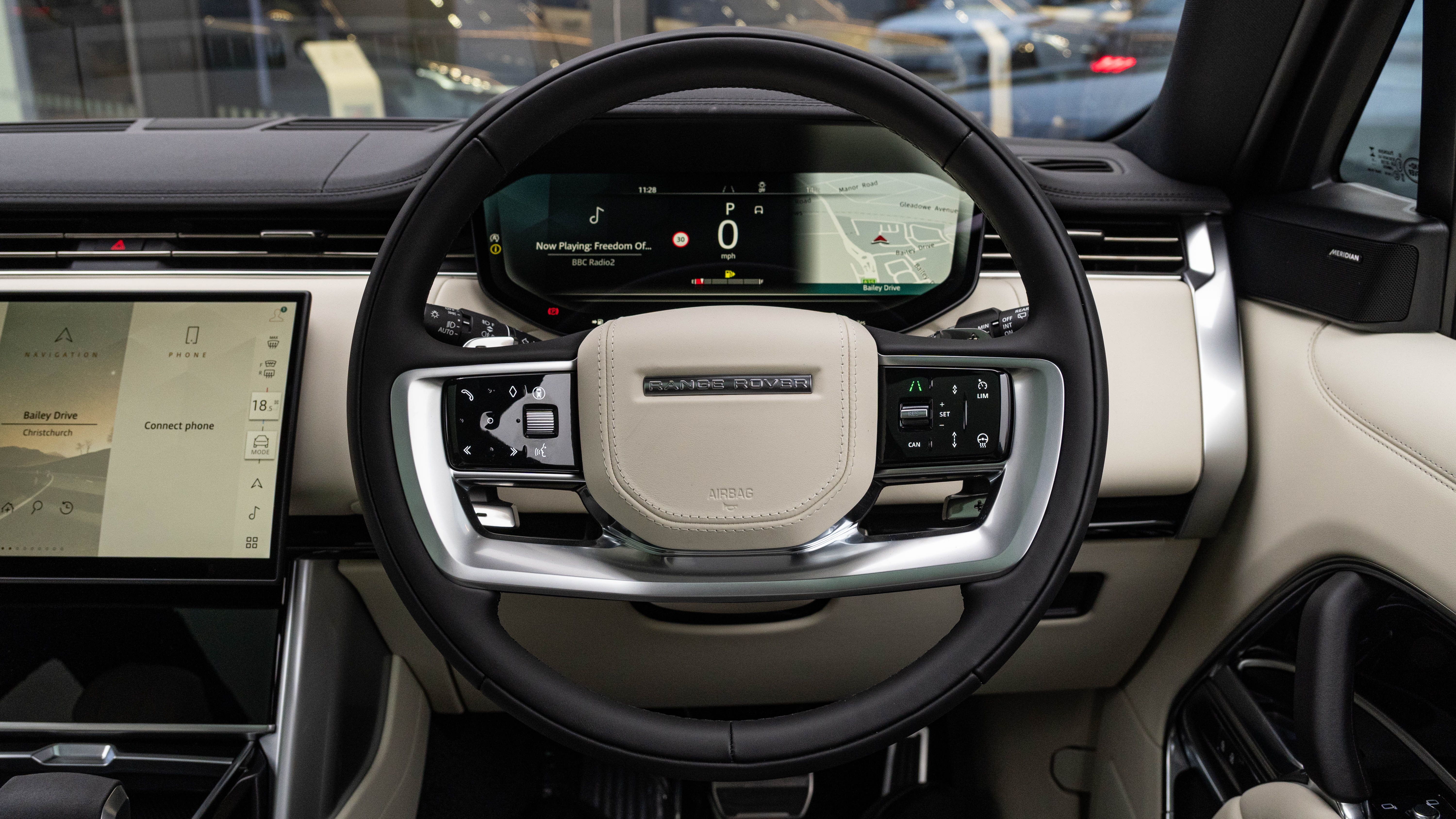 RANGE ROVER 3.0 D350 SE 4DR AUTO ESTATE