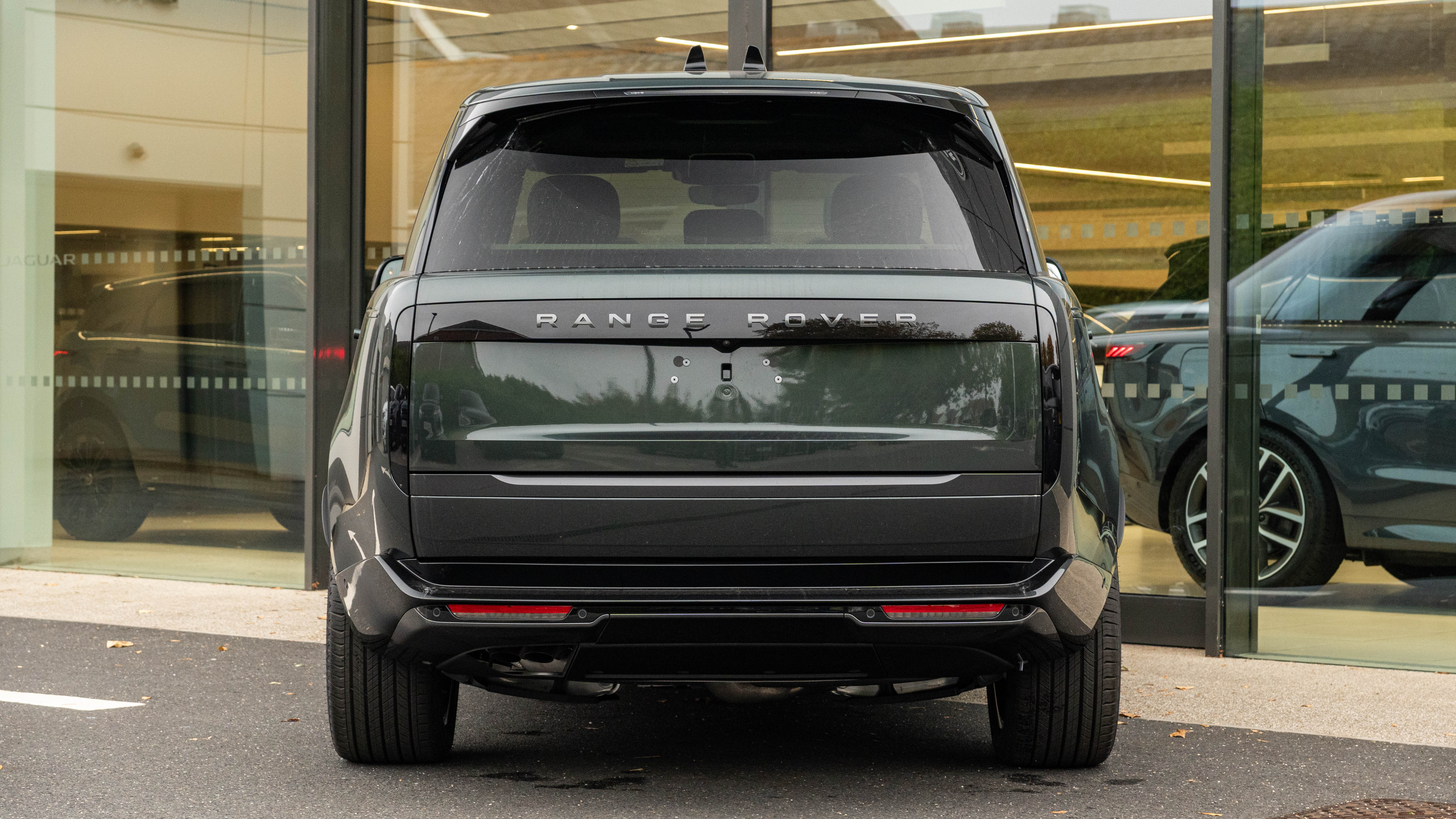 RANGE ROVER 3.0 D350 SE 4DR AUTO ESTATE