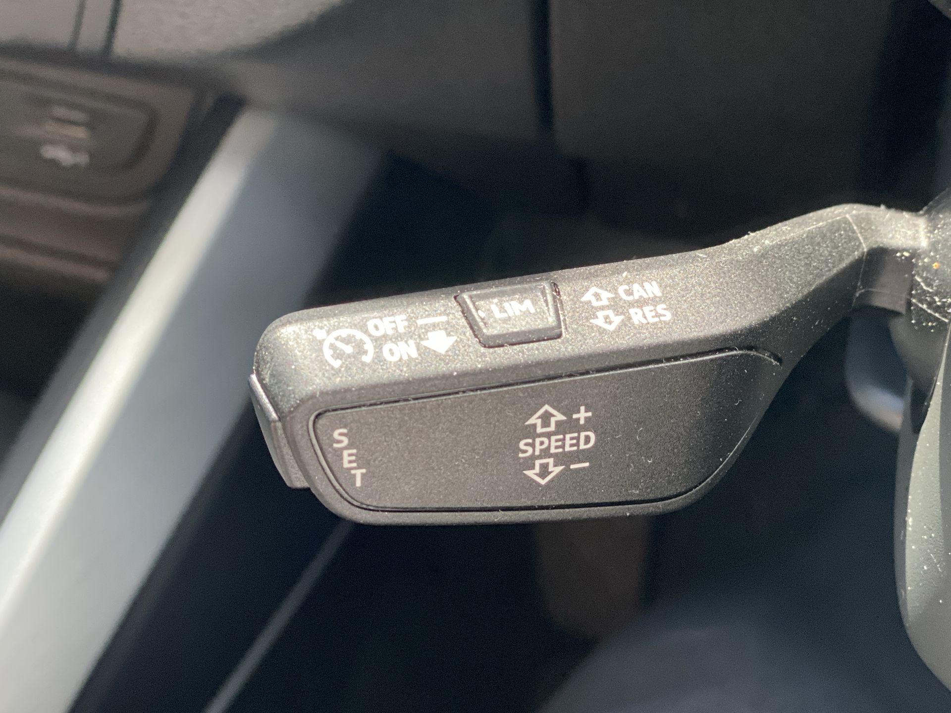35 TFSI S TRONIC