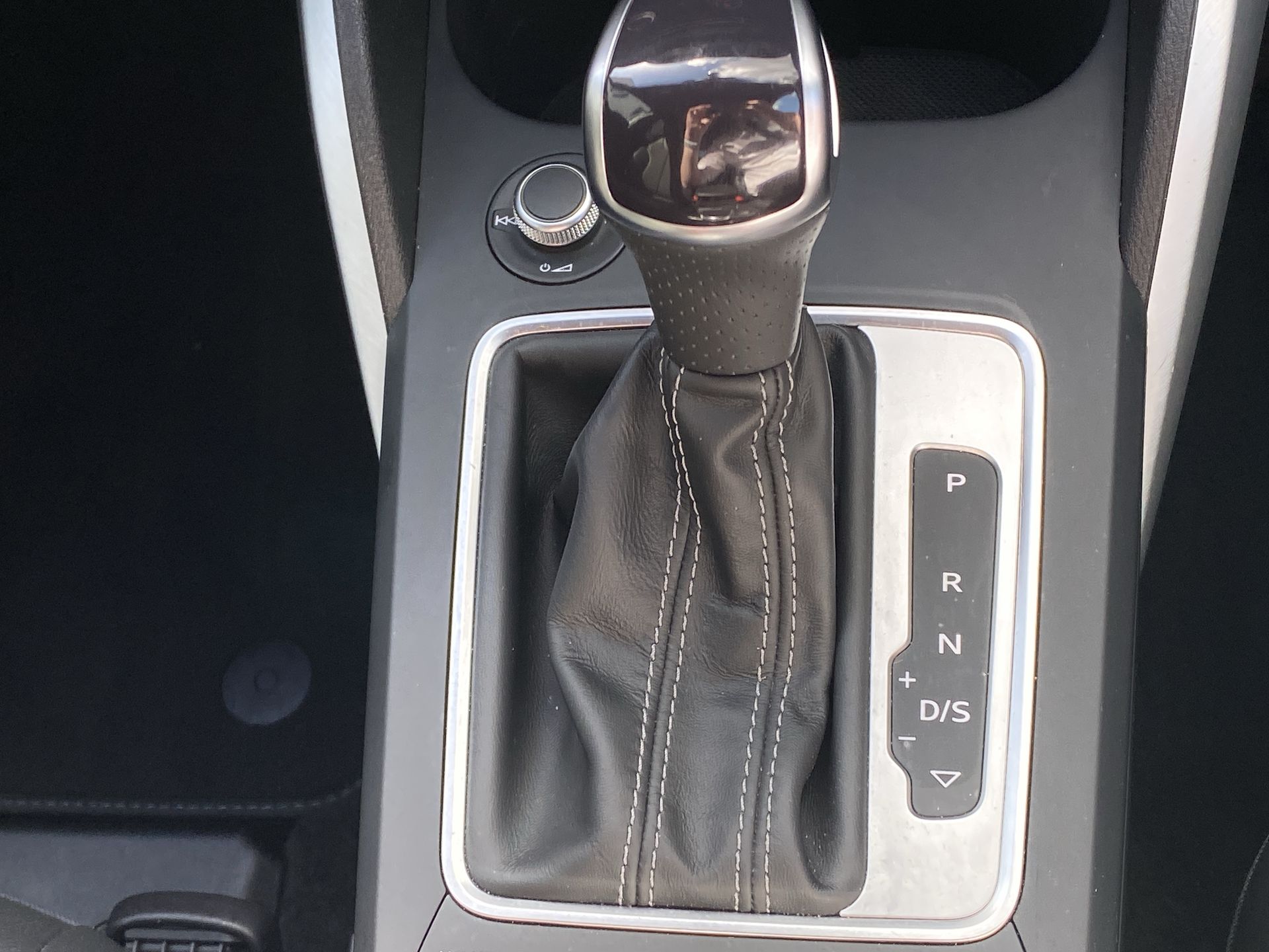 35 TFSI S TRONIC